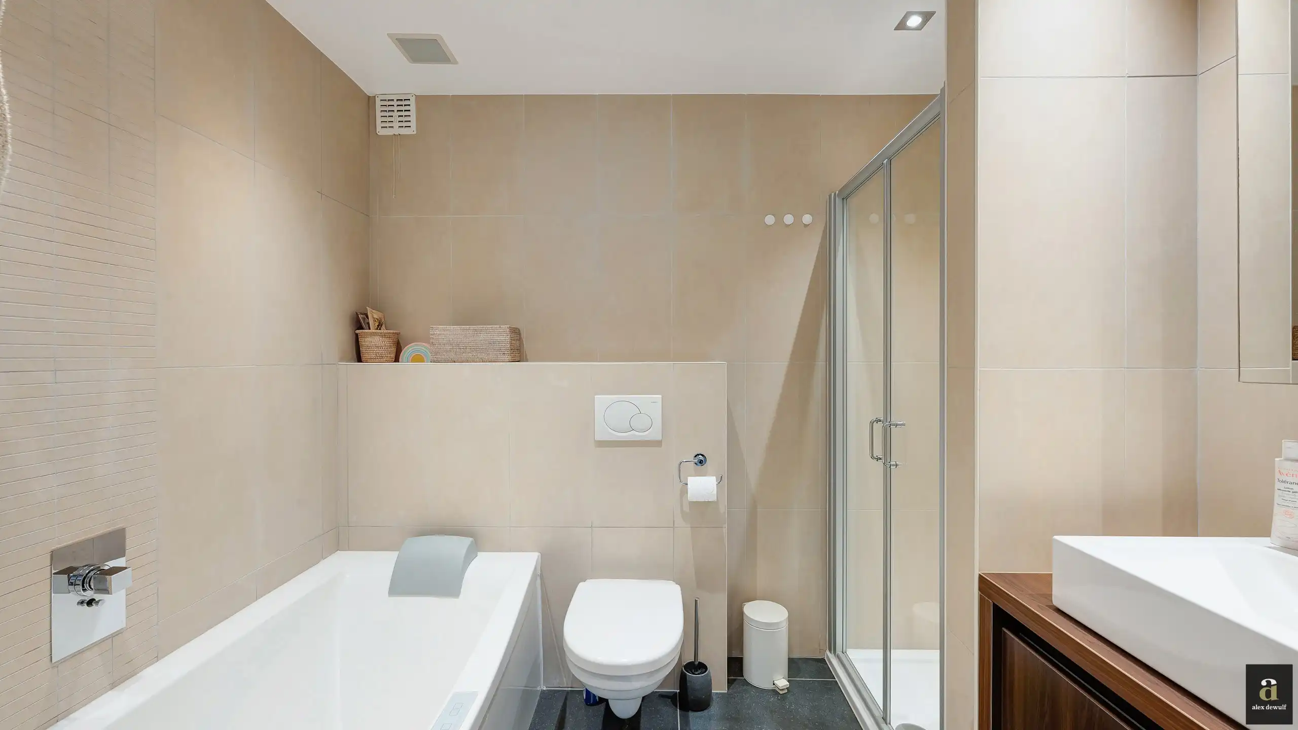 Aangenaam lichtrijk appartement met drie slaapkamers en westgericht terras. foto 18