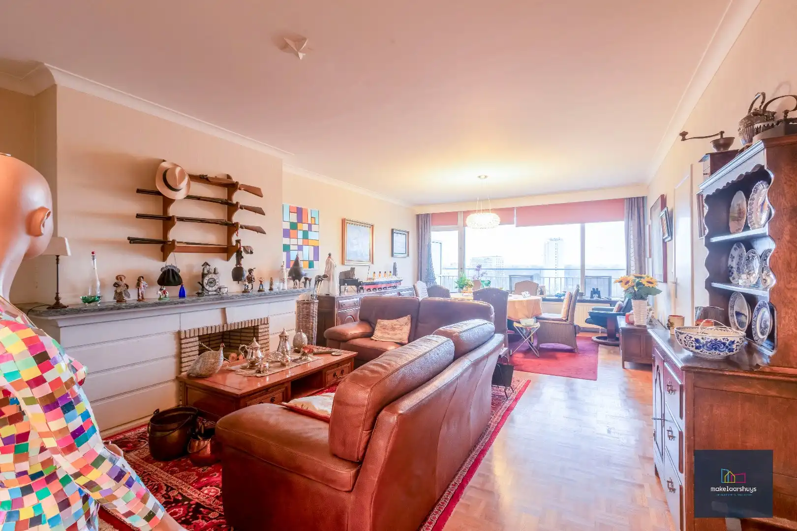 Ruim 2 slaapkamerappartement met garagebox nabij de Blaarmeersen foto 8