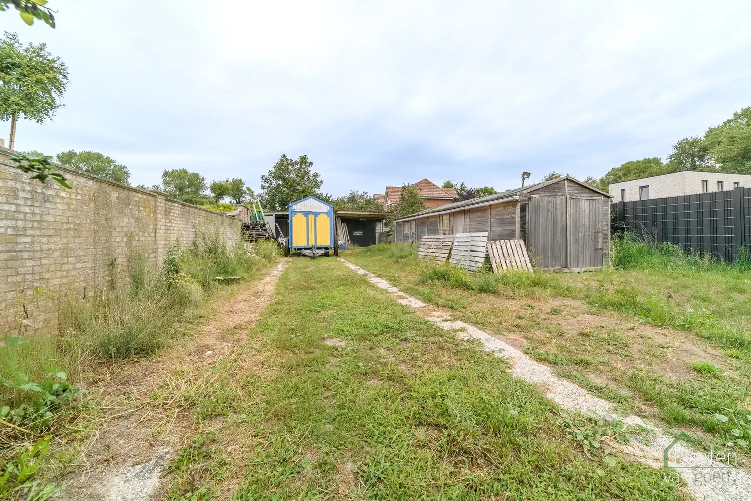 DE PANNE: Gezinswoning met 4 slaapkamers (waarvan 1 gelijkvloers), bureauruimte, 2 badkamers en tuin op 1.250m² totale grondopp. foto 22