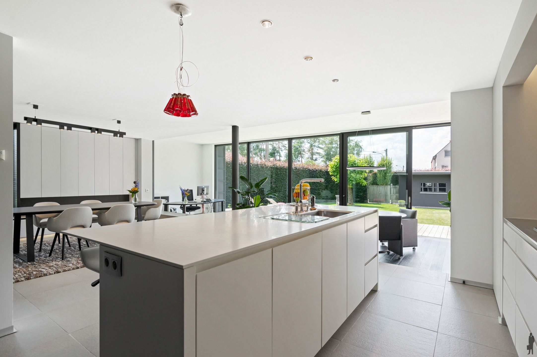Energiezuinige villa met luxe afwerking en zonnige tuin (1.183 m²) foto 17