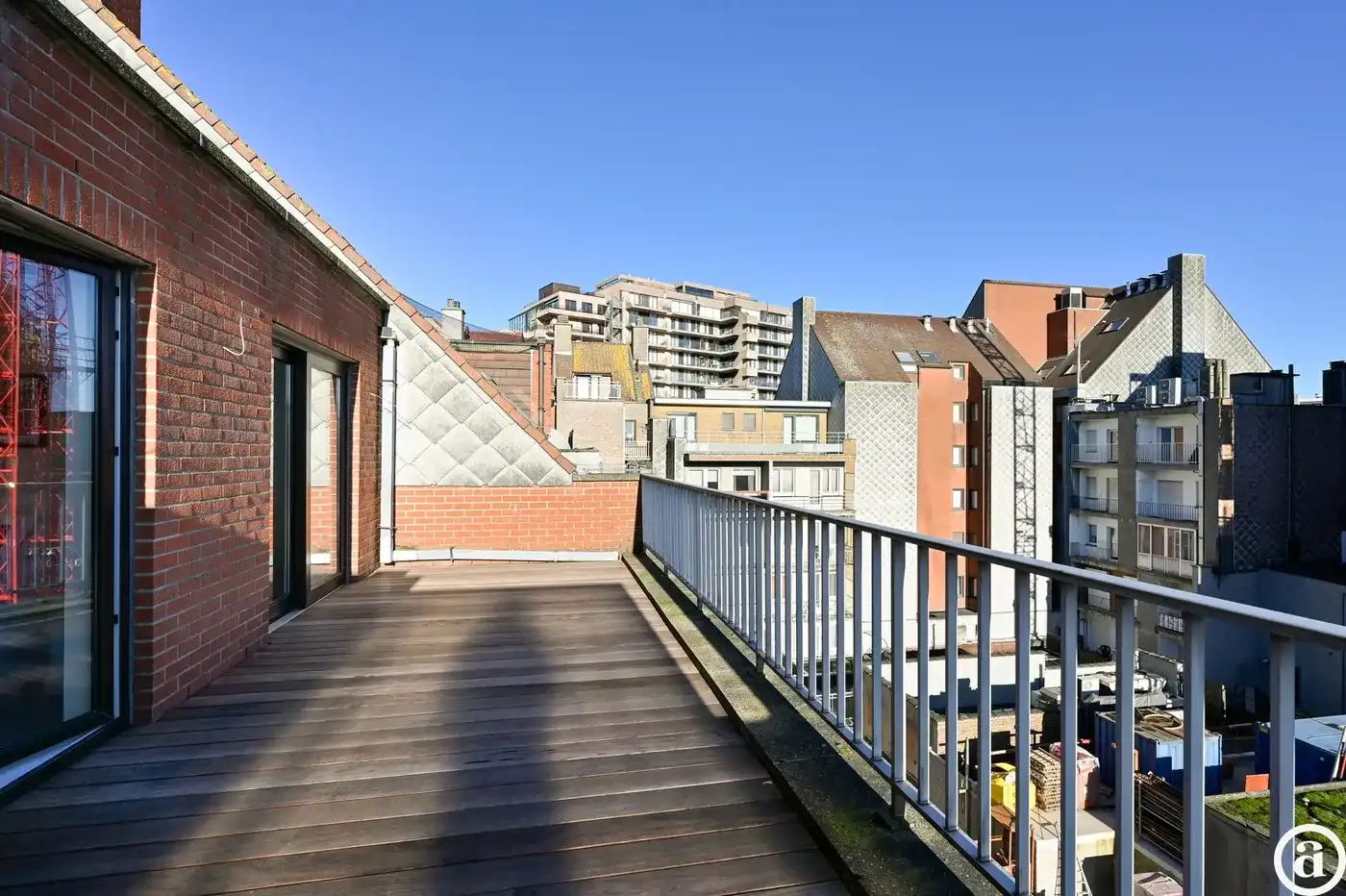 Penthouse-appartement vlakbij de zeedijk met zonneterrassen  foto 15