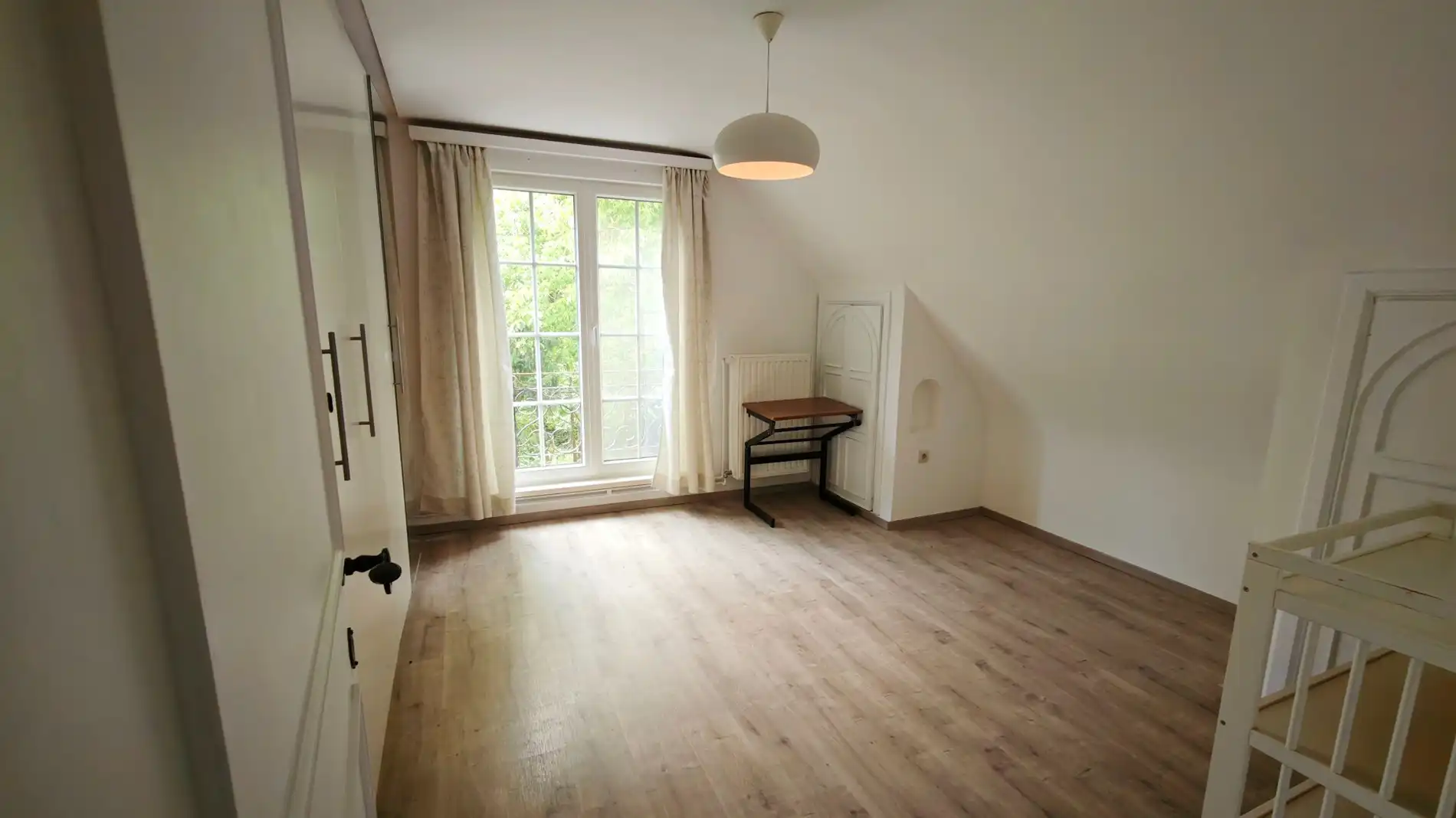 Sprookjesachtig wonen in een groene oase foto 14