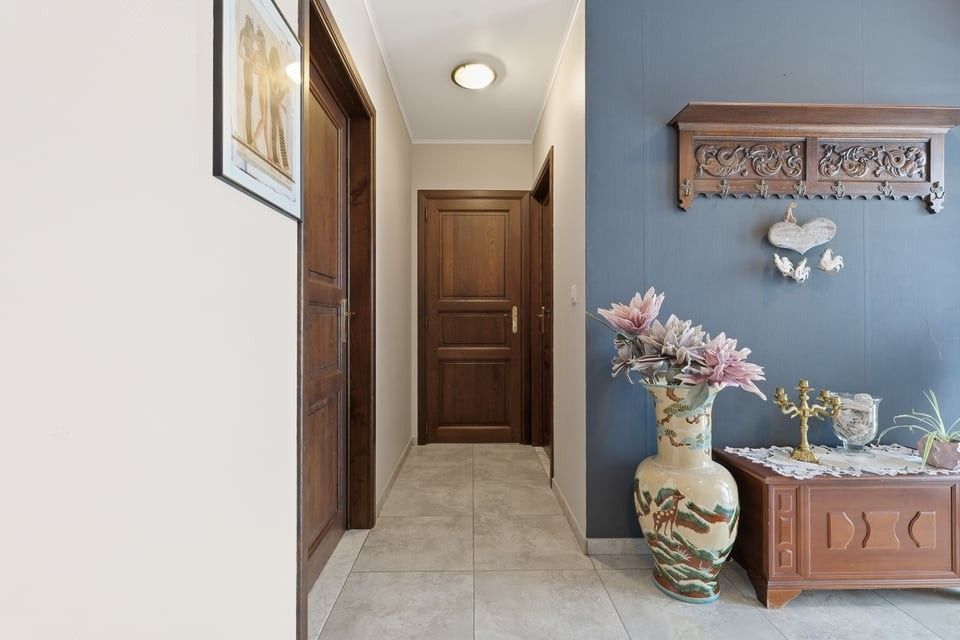 CHARMANTE OPEN BEBOUWING OP EEN TOPLOCATIE IN SINT-TRUIDEN foto 6