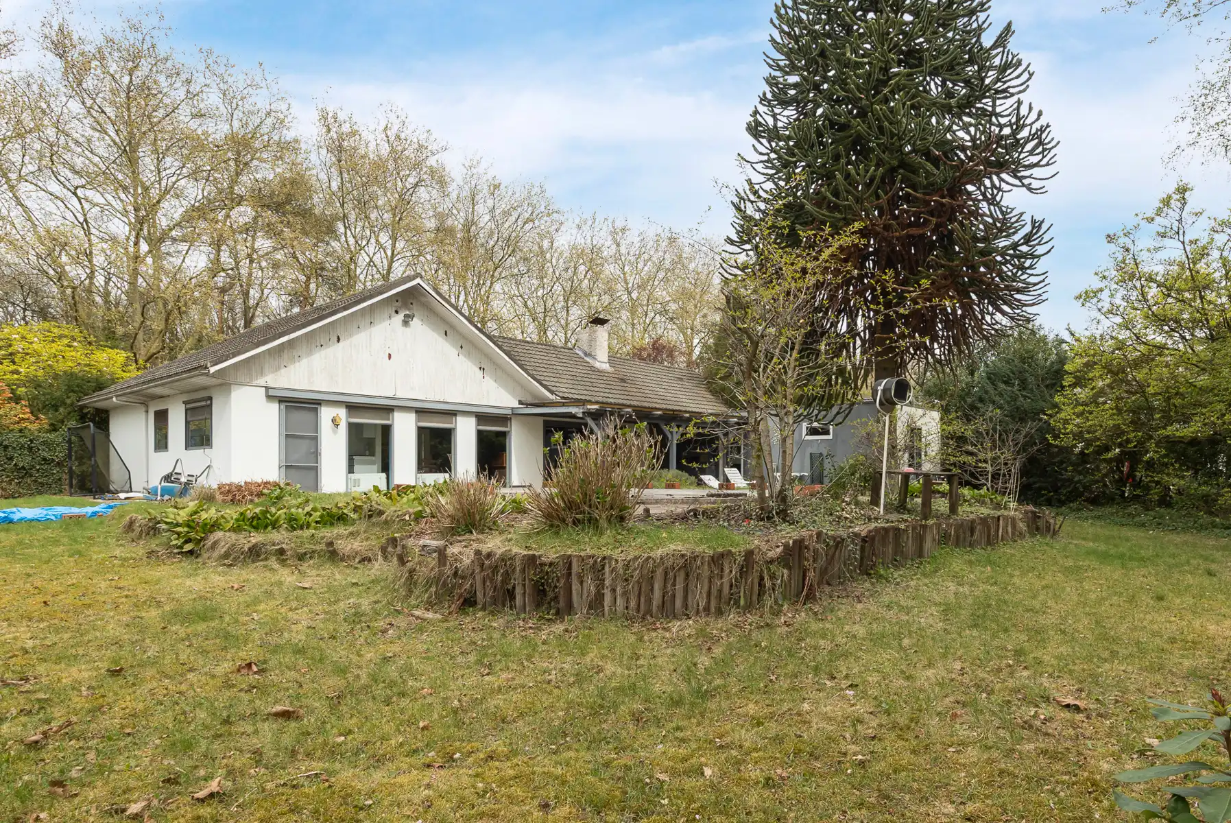 Te renoveren woning met 2 slpk op 1.473m² te Koningshof foto 5