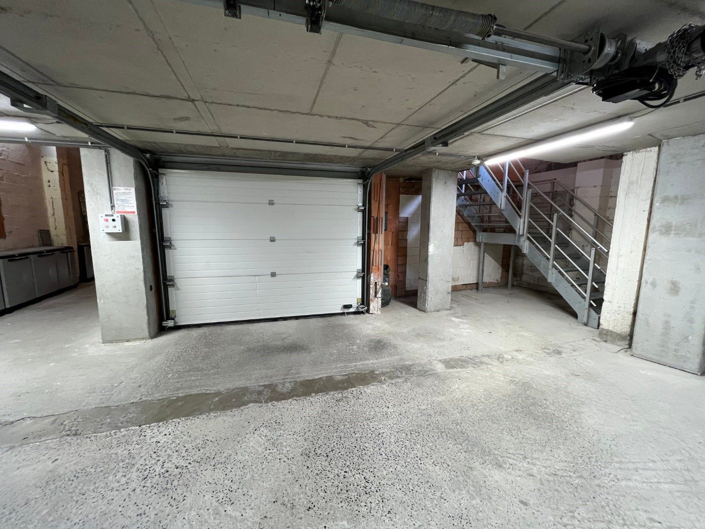 Bijzonder ruim dakappartement met terras. foto 19