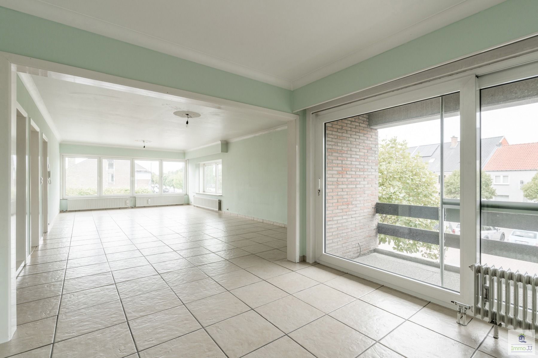 Ruim appartement (150m²) met 3 slaapkamers foto 2