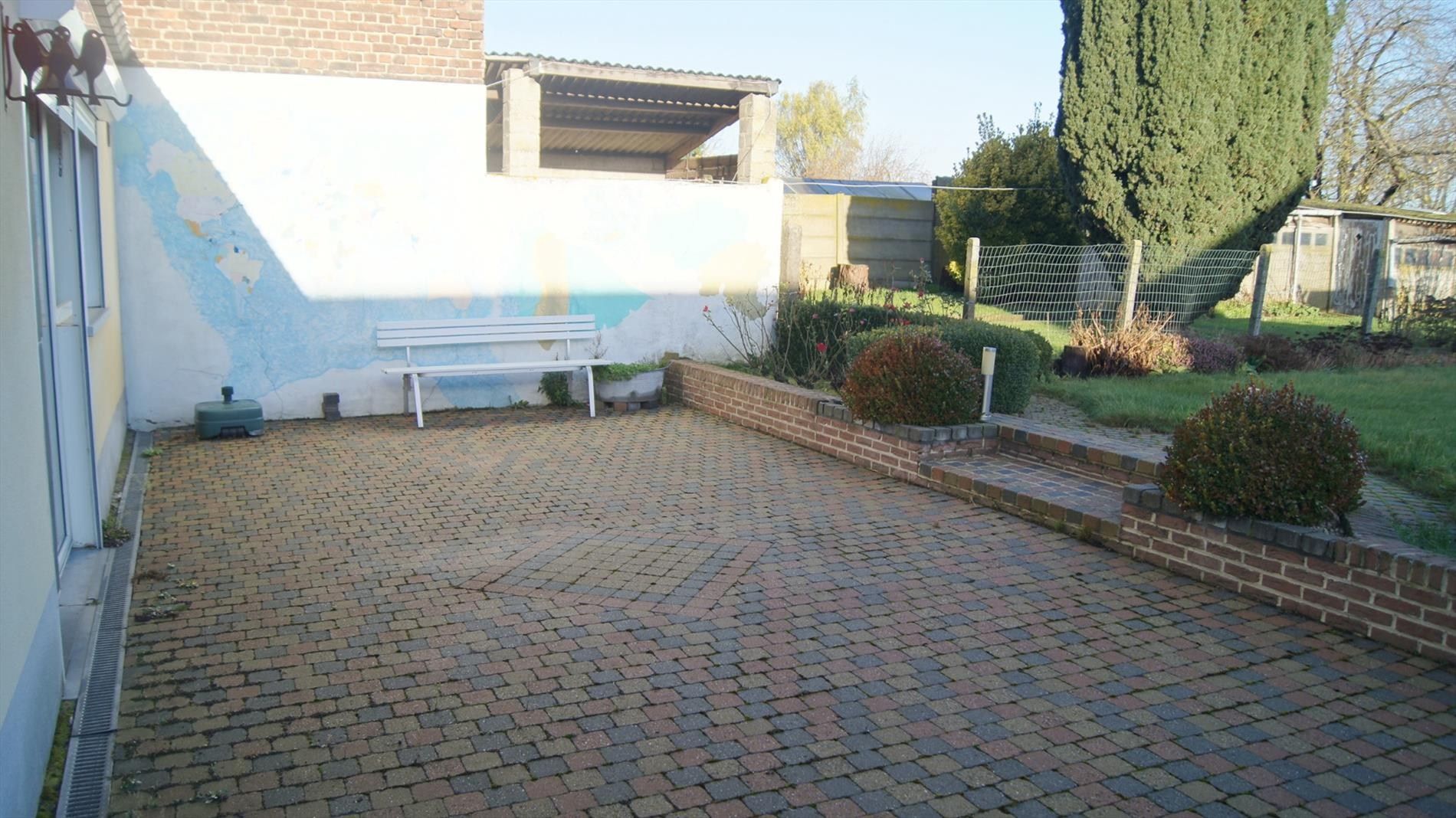 Gezinswoning met 3 slpks, bureau, garage en tuin foto 19