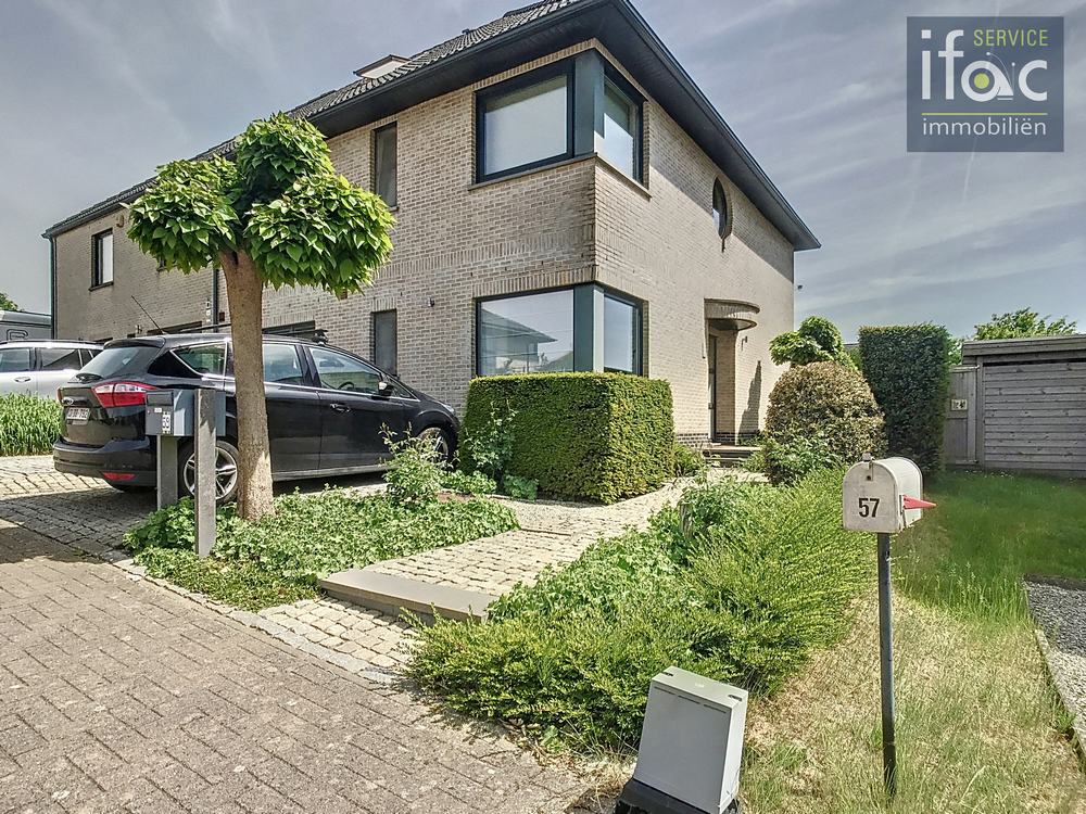 Villa te huur foto {{pictureIndex}}