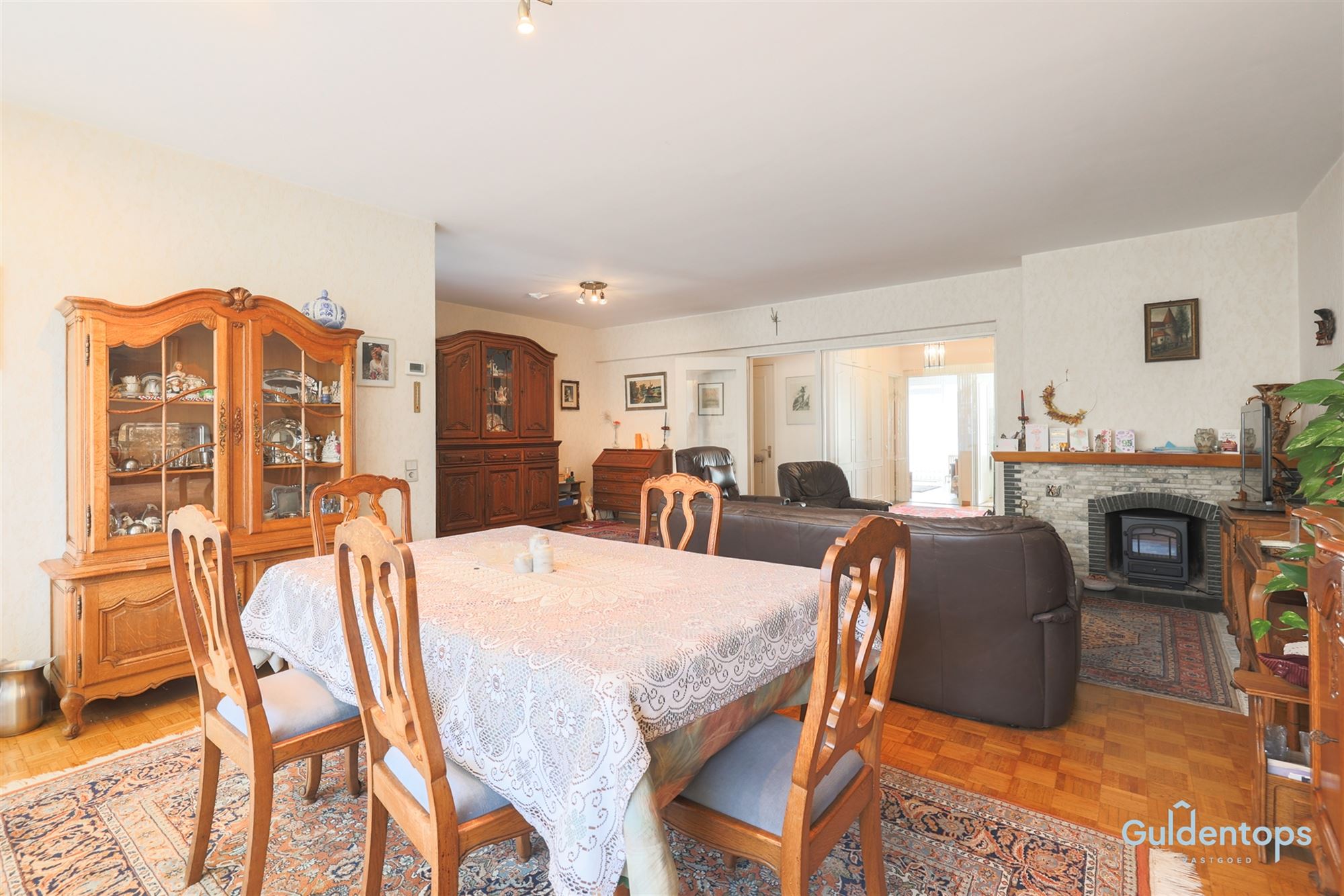  ruim appartement met 2 slaapkamers op topligging foto 10