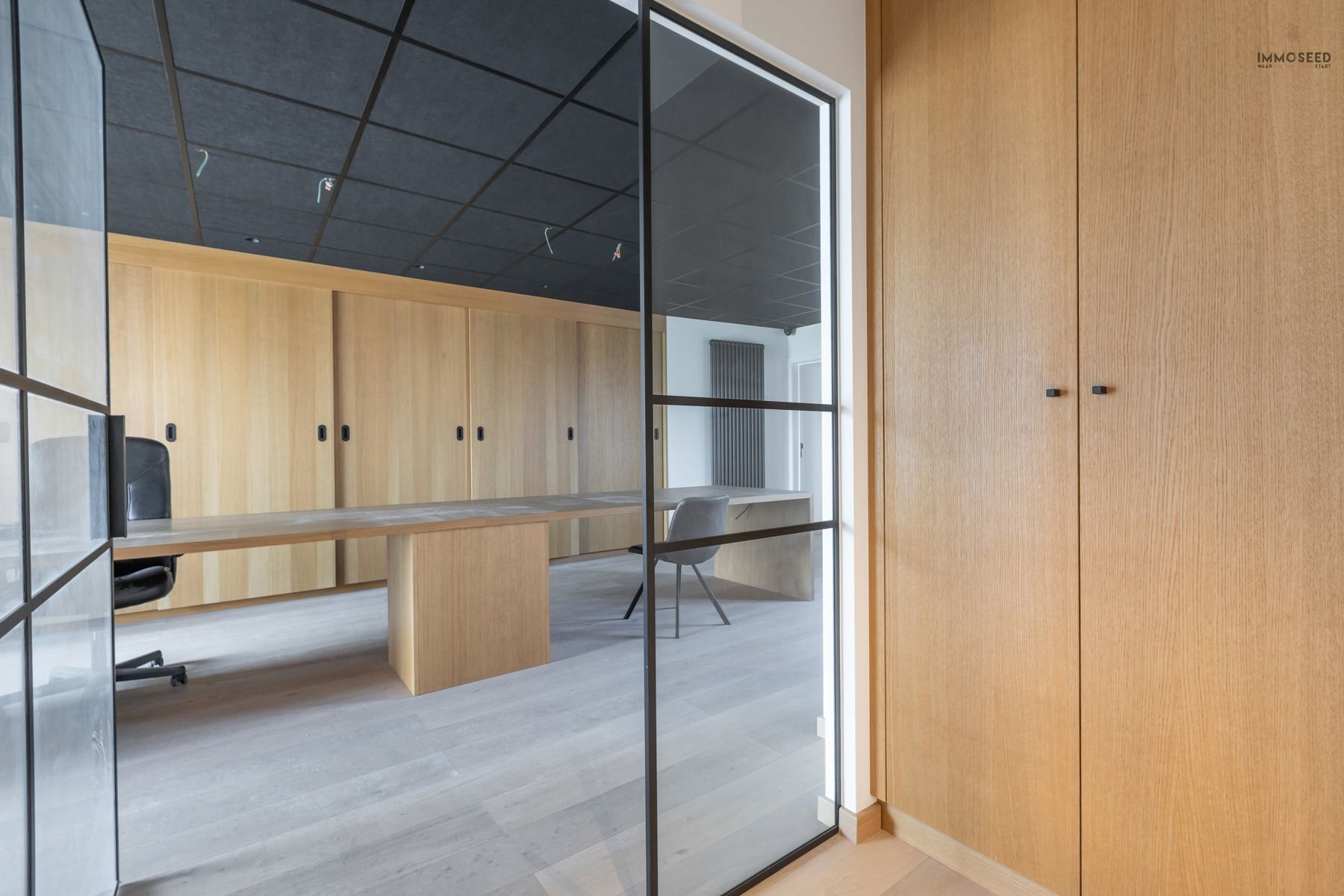 Multifunctioneel pand met ruime loods foto 13