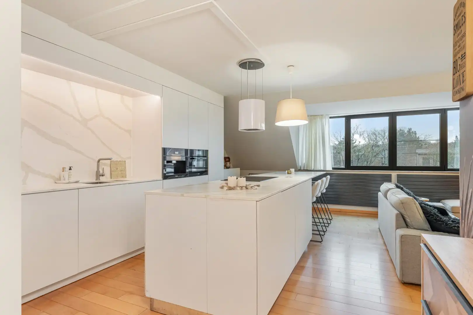 Ruim duplex-appartement met 3 slaapkamers, terras en zonnepanelen in Aarschot foto 4