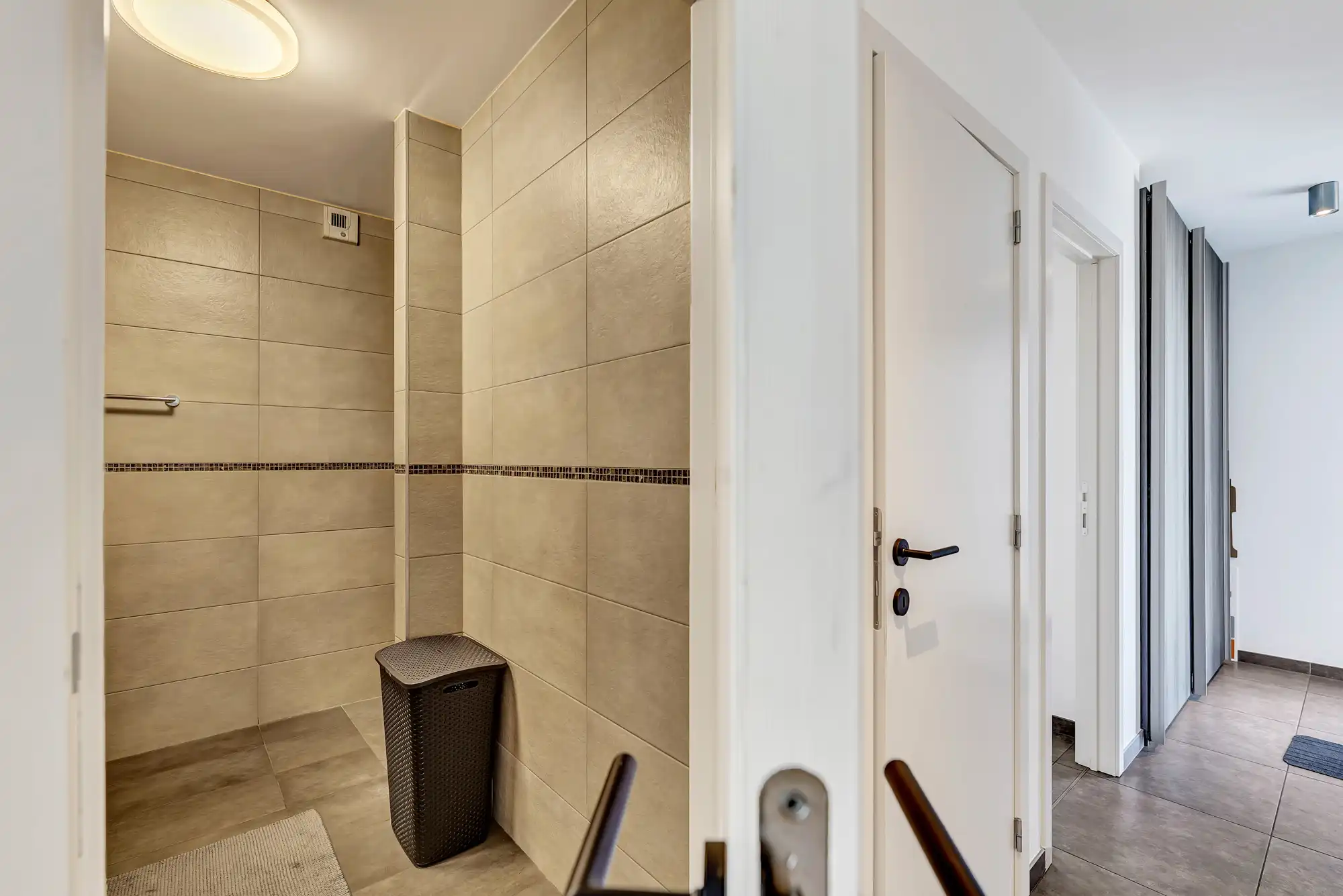 Energiezuinig appartement met groot terras foto 15