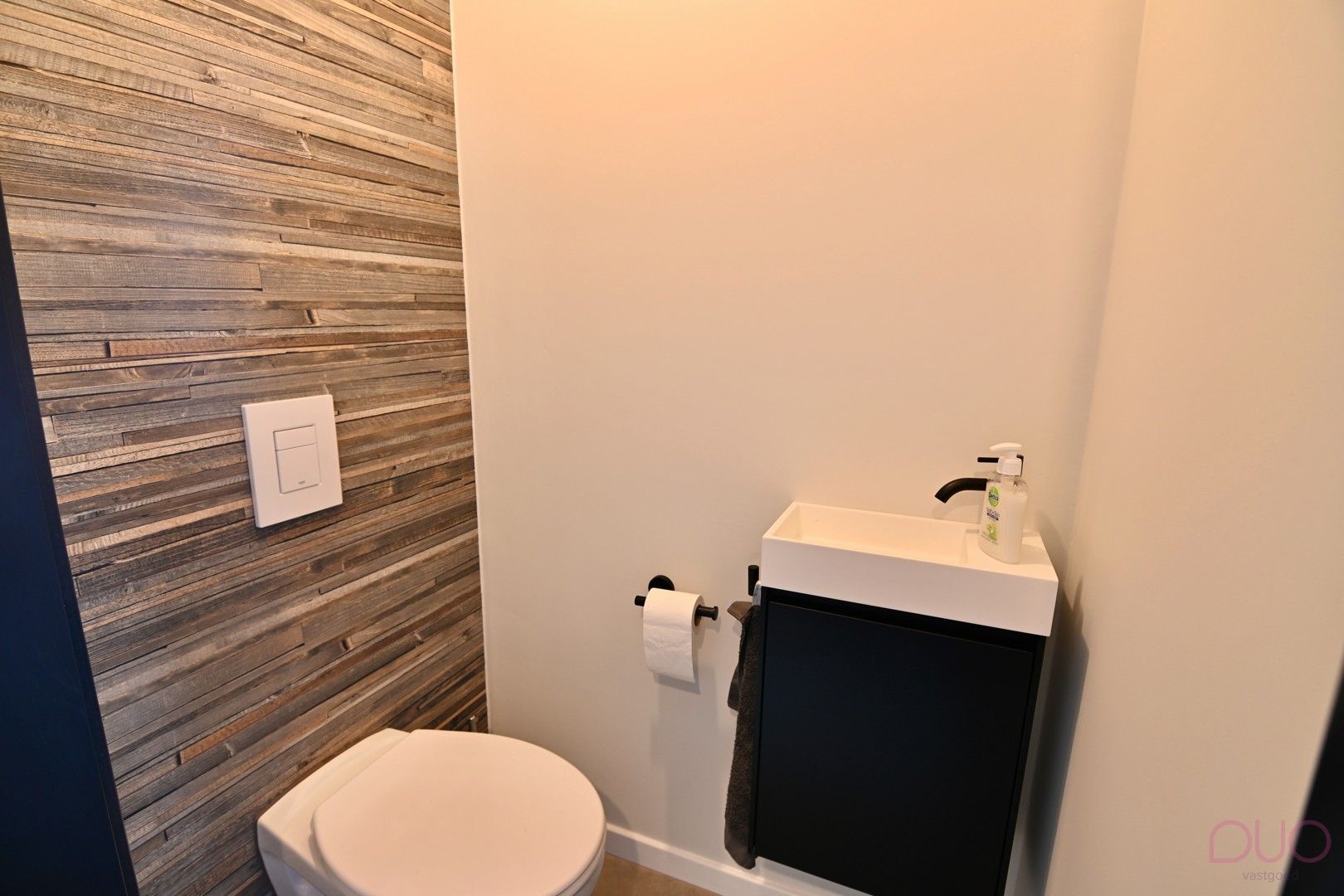 Instapklare halfopen bebouwing uit 2020 in Tongerse stadsrand. foto 10