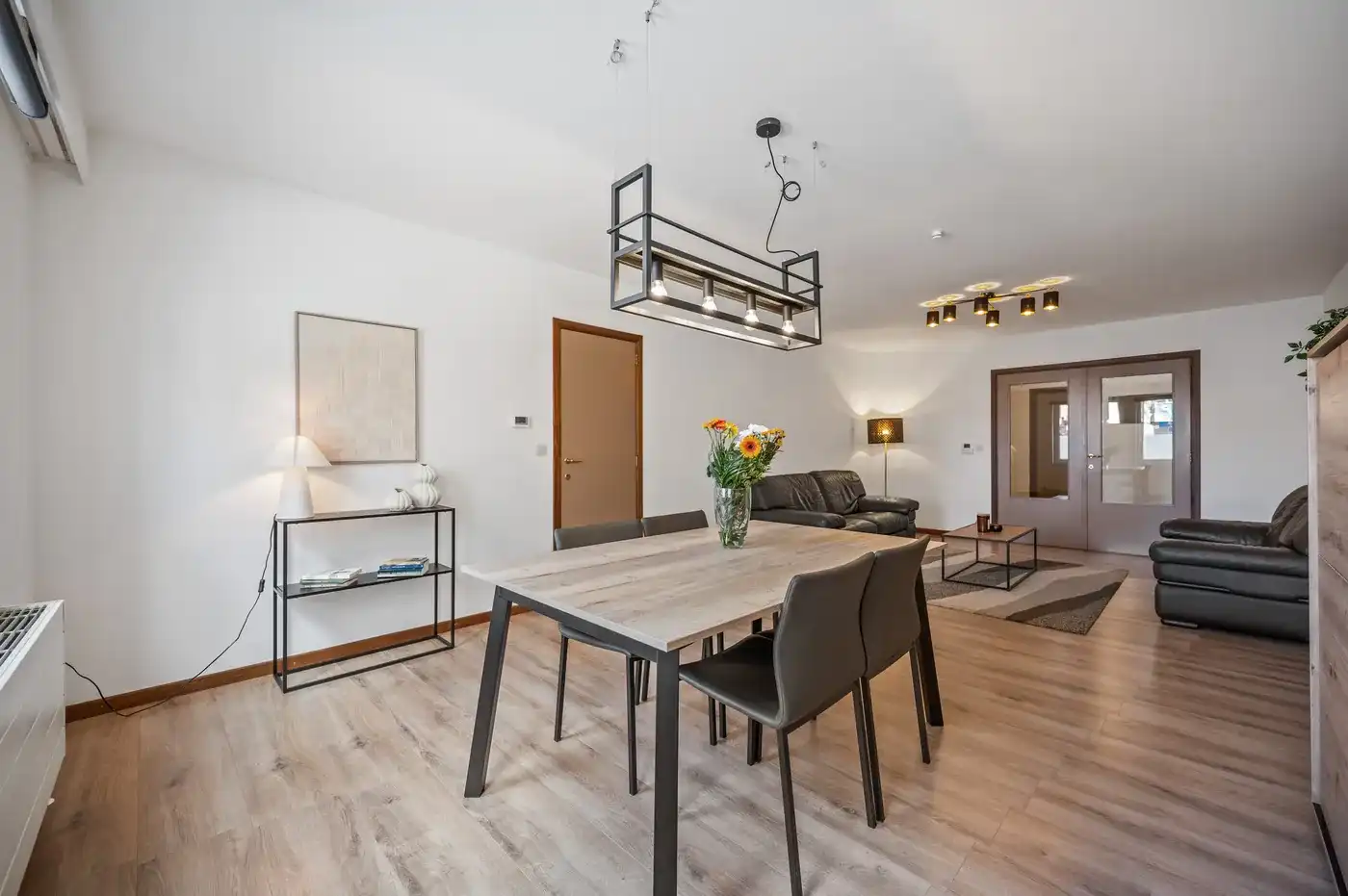 Ruim appartement met 3 slaapkamers en 2 garageplaatsen in Tienen foto 7