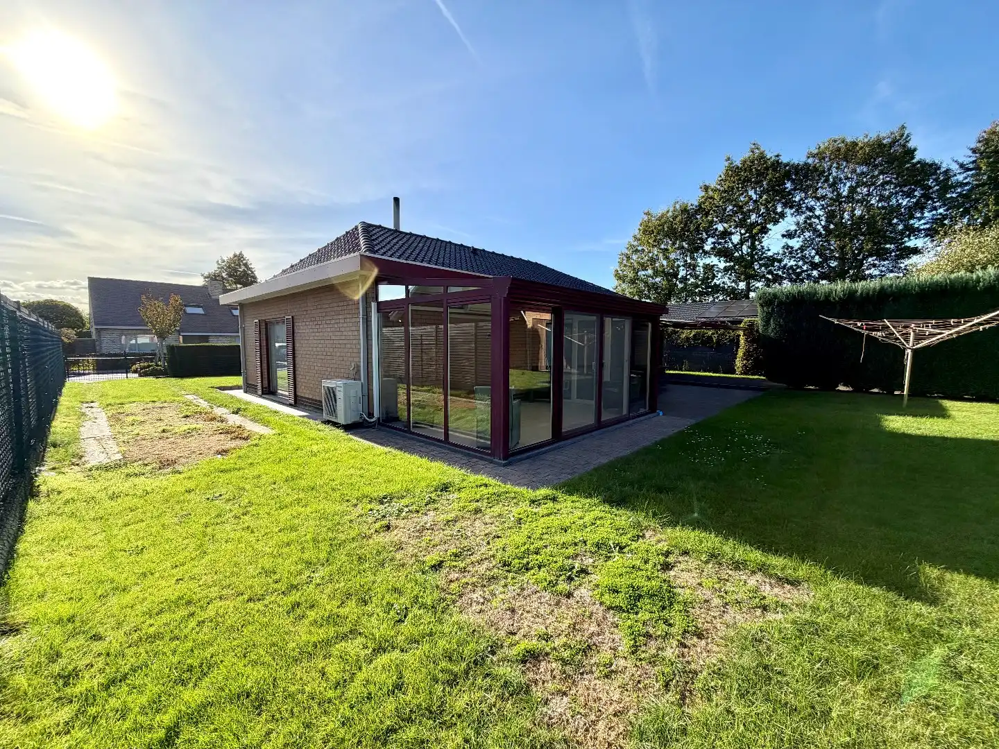 Gelijkvloerse woning met ruime tuin te koop op 720 m² in De Wijnberg te Wevelgem foto 19