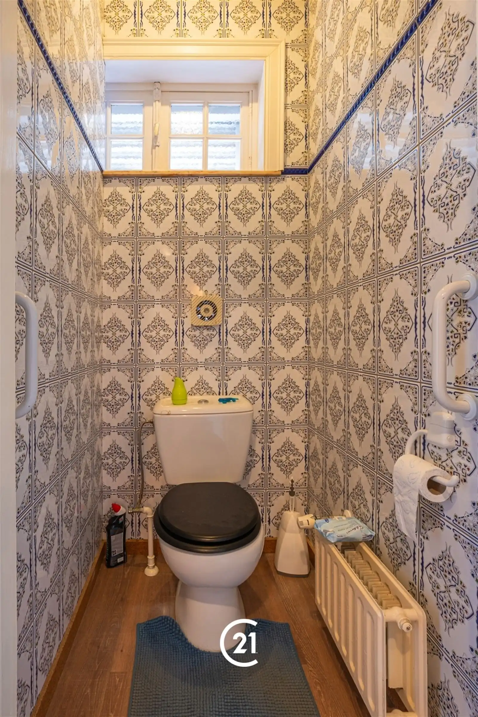 Een ruime woning met karakter, tuin, garage op een interessante locatie.  foto 16