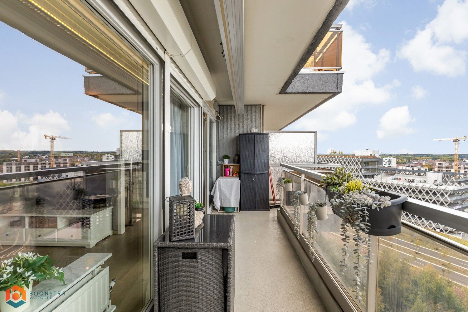 Gerenoveerd app. met 2 slpkrs en parking in Mechelen foto 15