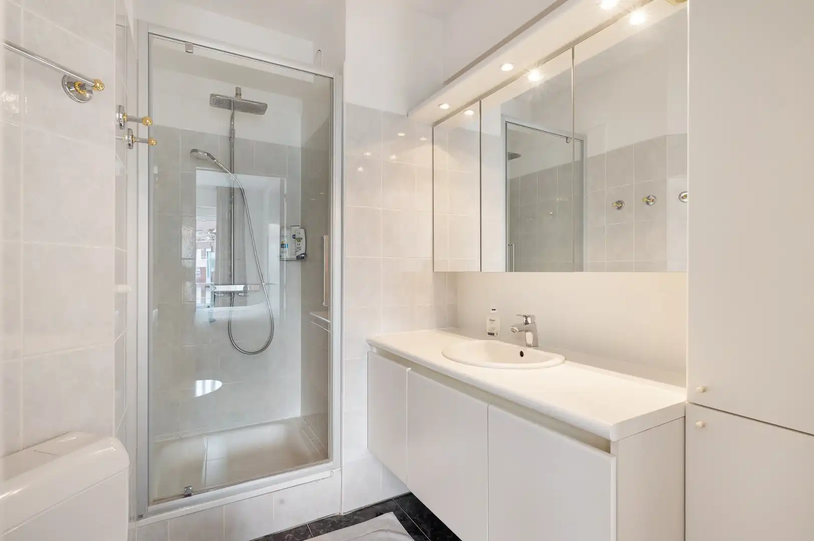 Een ruim appartement op toplocatie in het hart van Knokke. foto 15