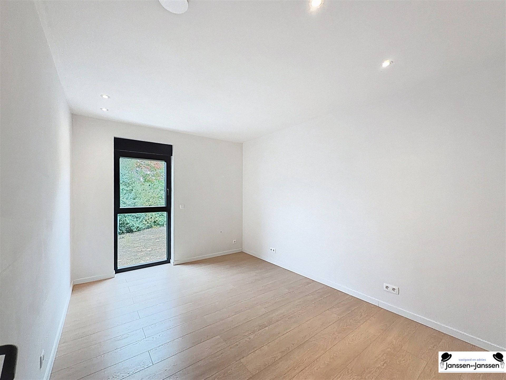 Instapklare, energiezuinige halfopen woning met moderne luxe op toplocatie in Geel foto 20