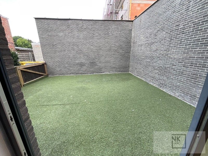 Gelijkvloers appartement met tuintje en 2 slaapkamers foto 9