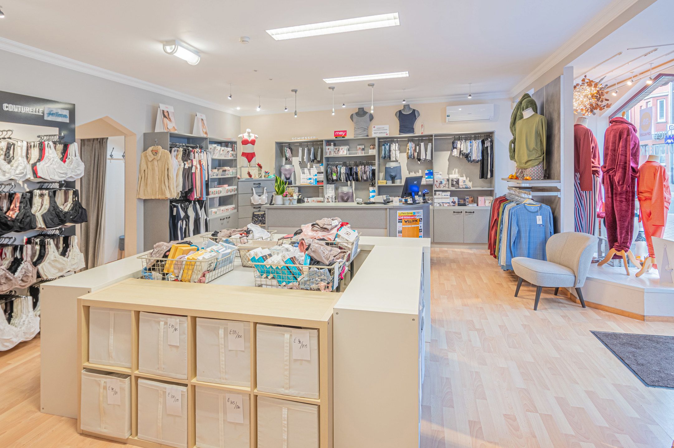 Handelshuis in hartje Willebroek foto 4