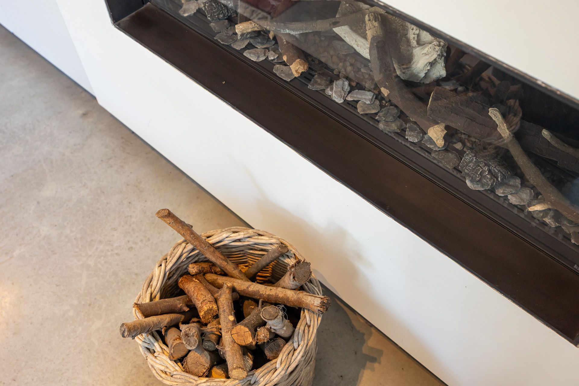 Volledig gerenoveerde gezinswoning met 5 slpks te Kontich foto 12