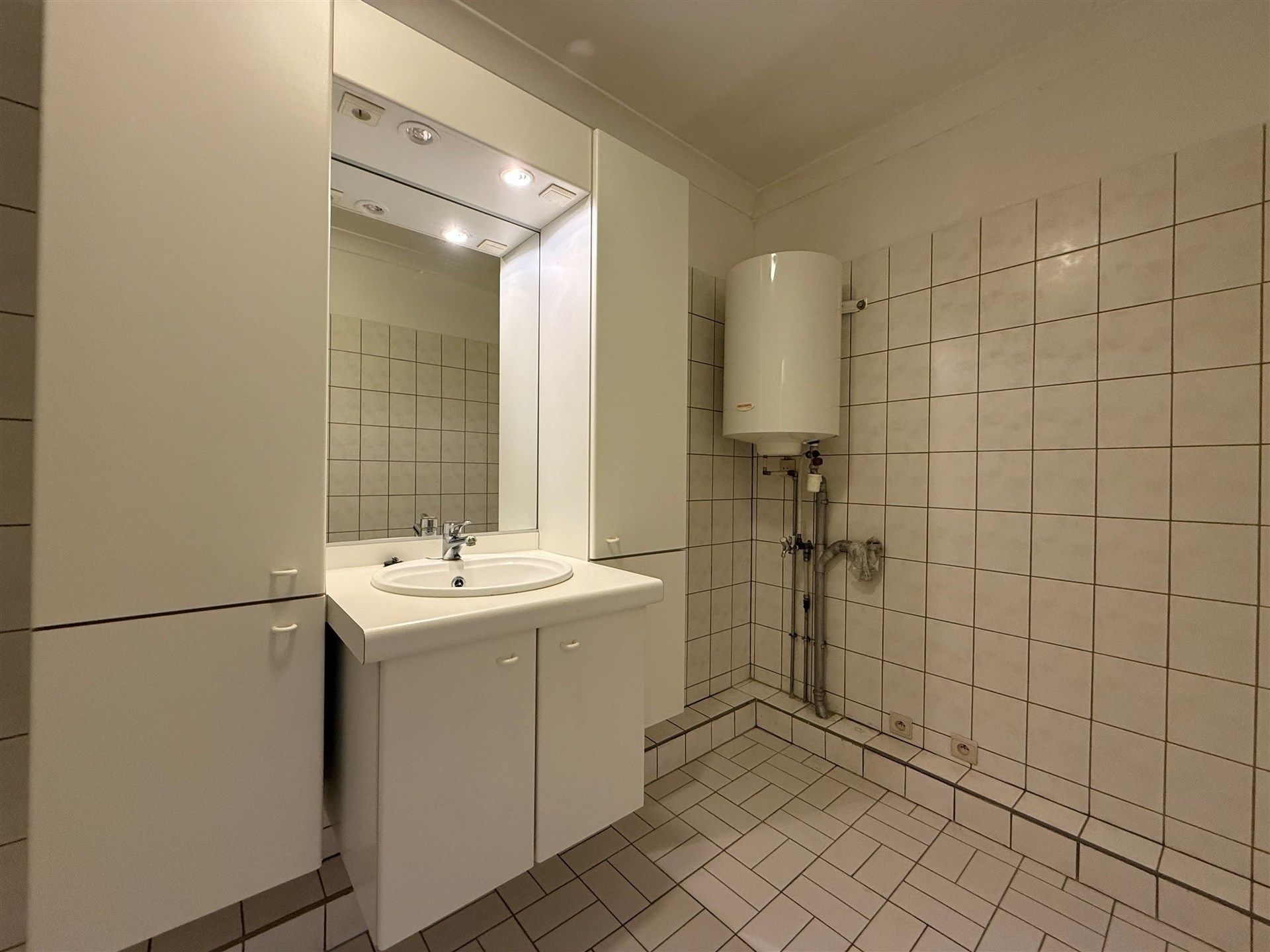 Centraal gelegen appartement met 2 slaapkamers. foto 20