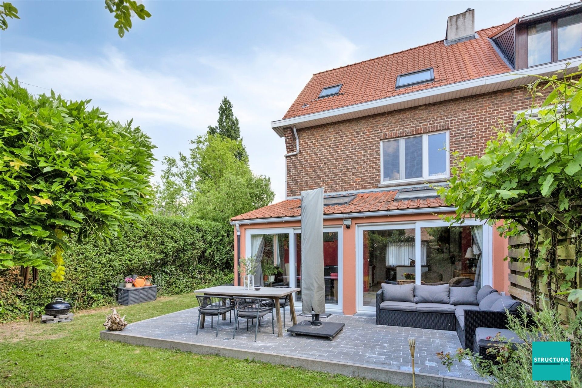 Gerenoveerde woning met 3 kamers en ZW-gerichte tuin foto 14