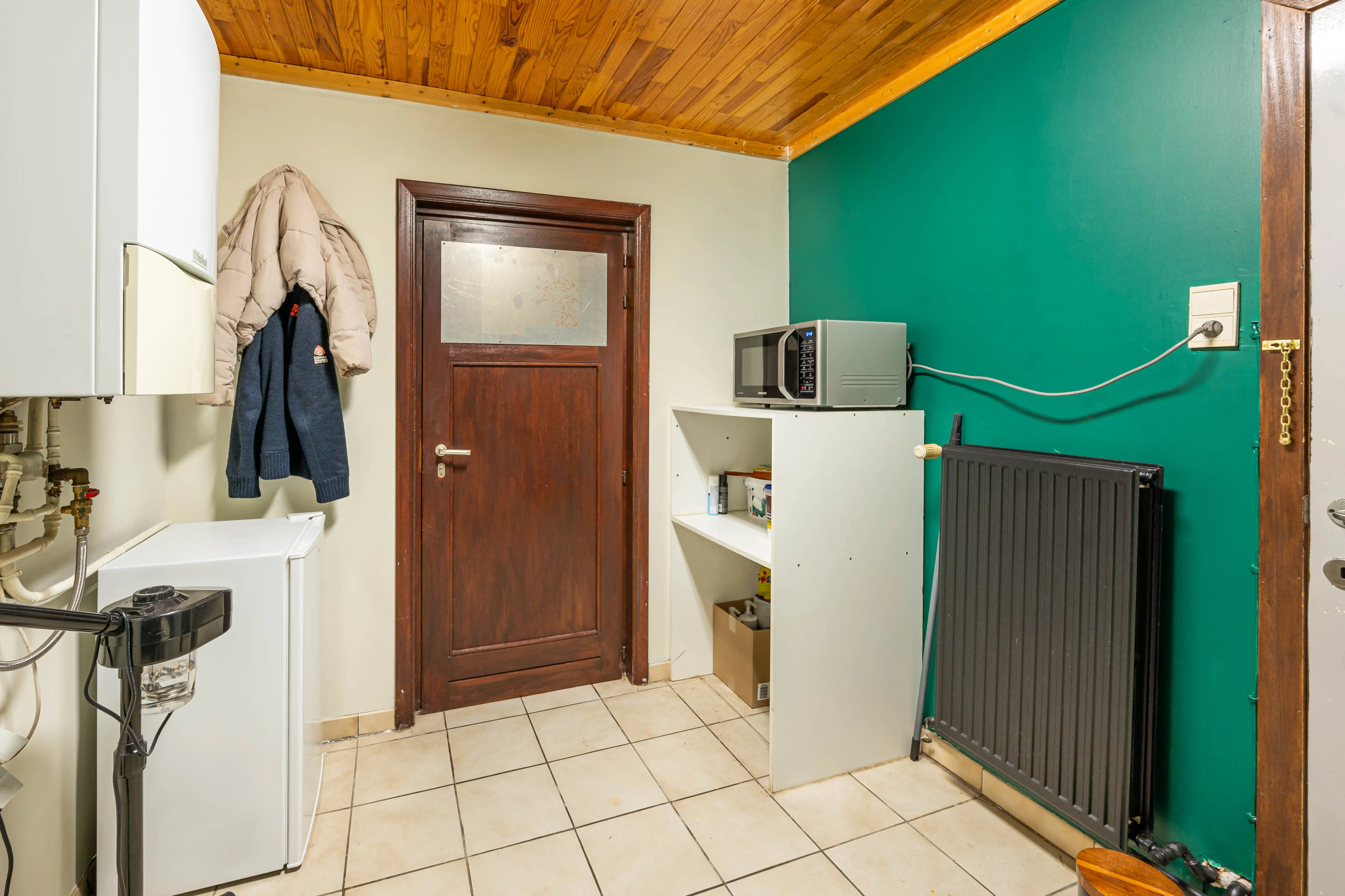 Veelzijdig handelspand van 77 m² te koop in Willebroek foto 18