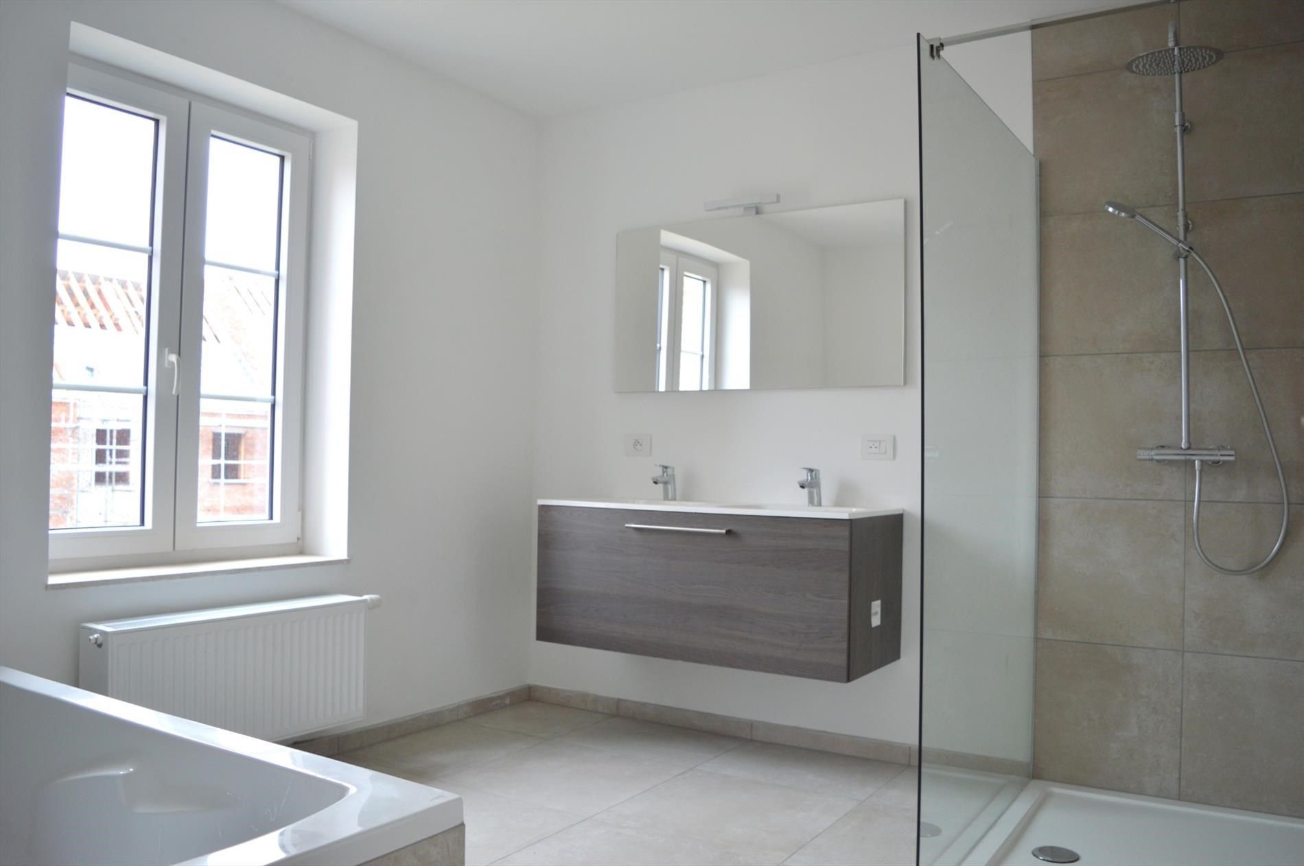 Instapklare woning met schitterende ligging foto 6