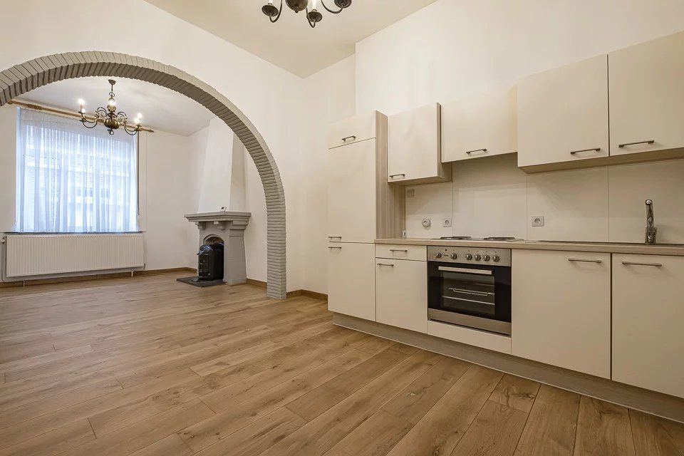 Rijwoning te koop nabij centrum foto 9