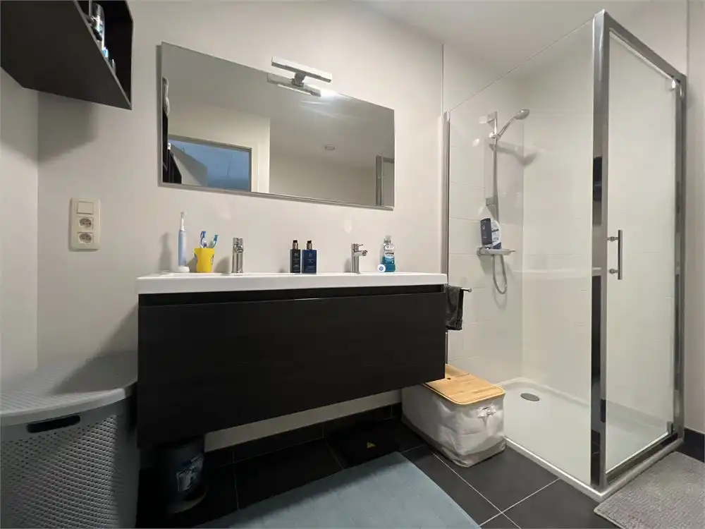 Lichtrijk duplex appartement (3 slpks).+ zonnig  terras foto 7