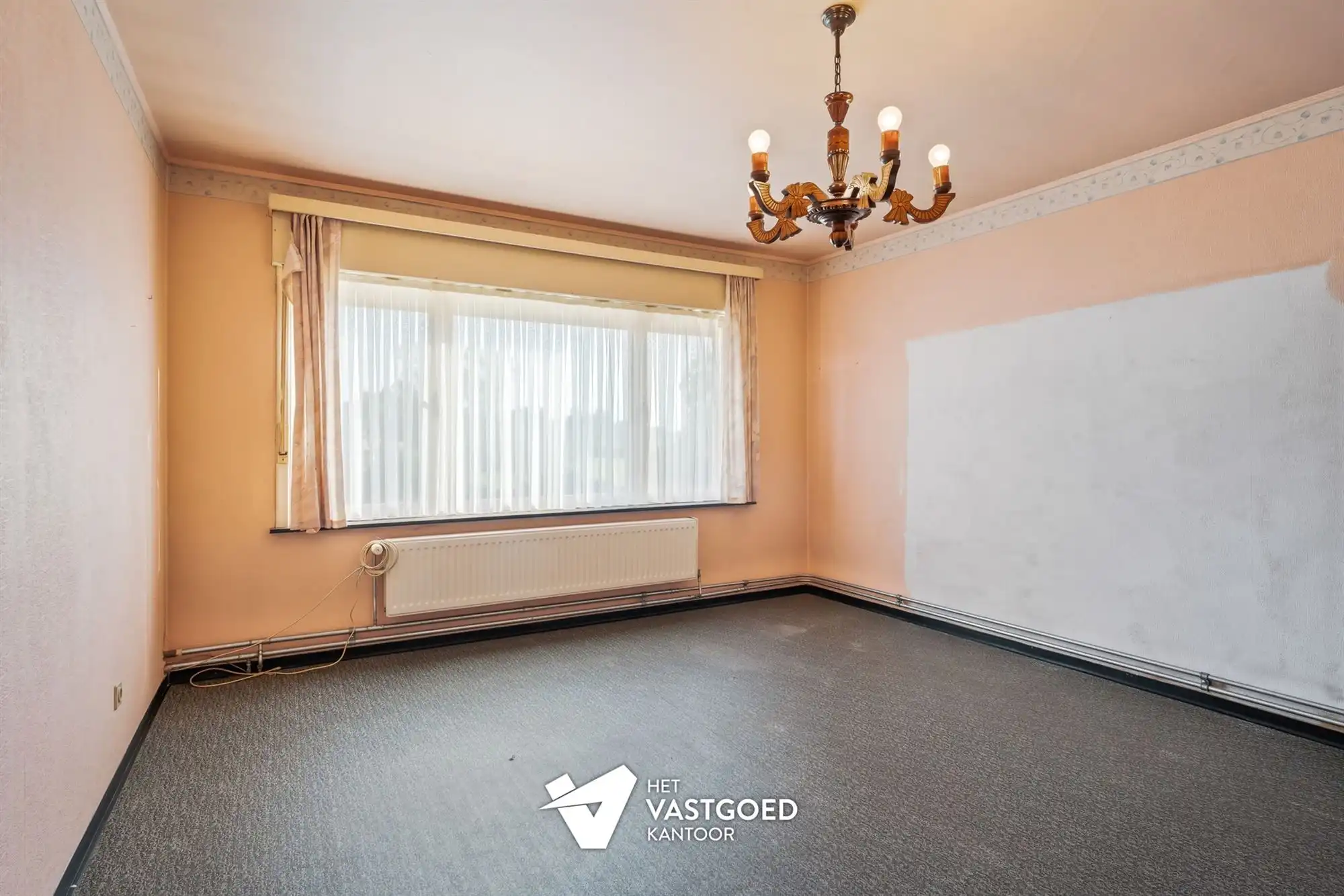 INSTAPKLARE WONING MET LEUKE TUIN EN GARAGE foto 16