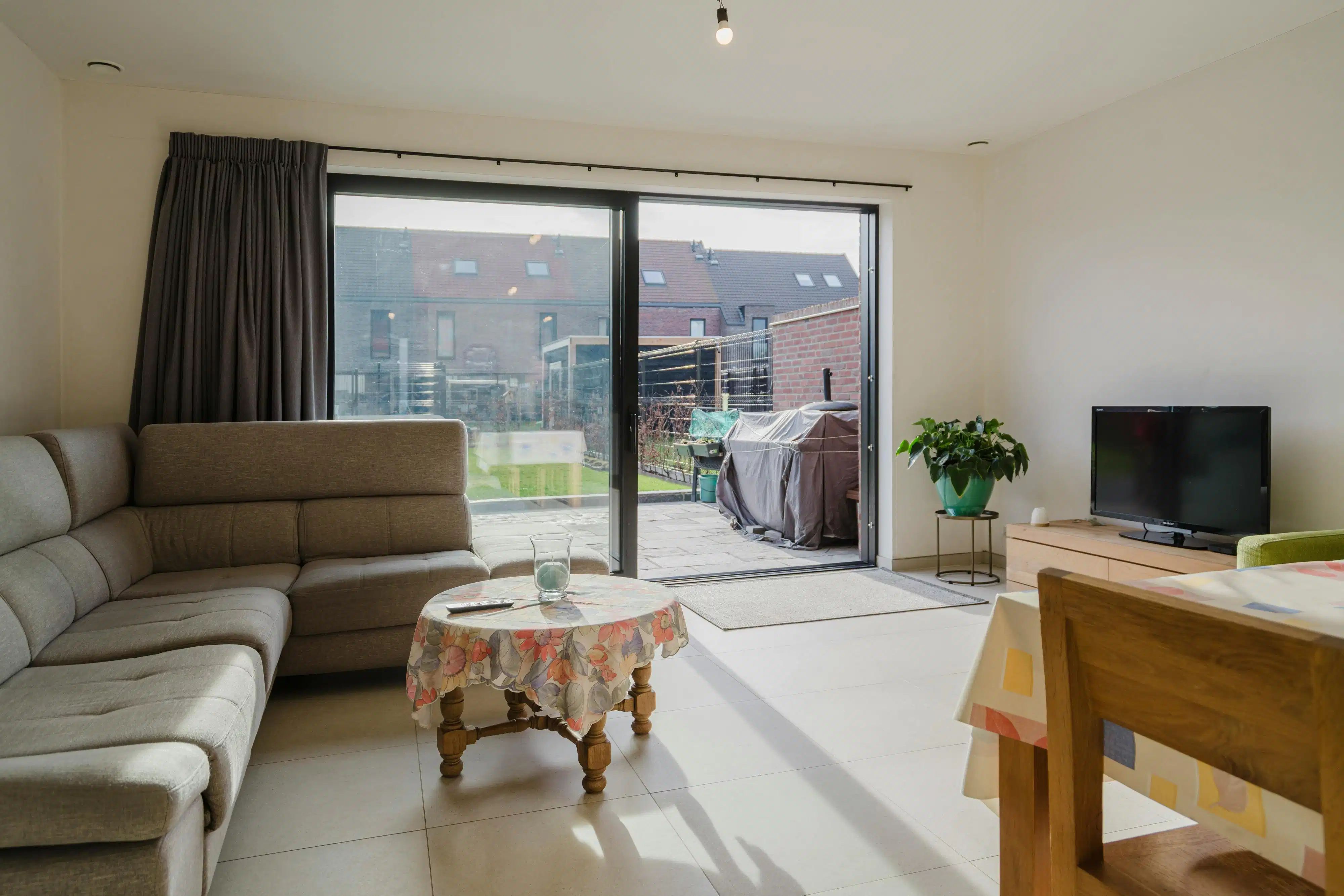 Instapklaar, energiezuinig huis te koop te Kortrijk foto 19
