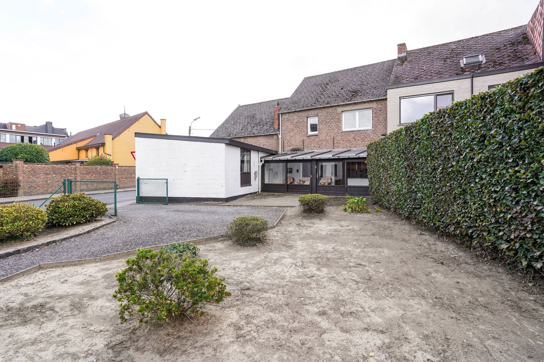 Gunstig gelegen, op te frissen HOB-woning te Kapelle-Op-Den-Bos foto 25