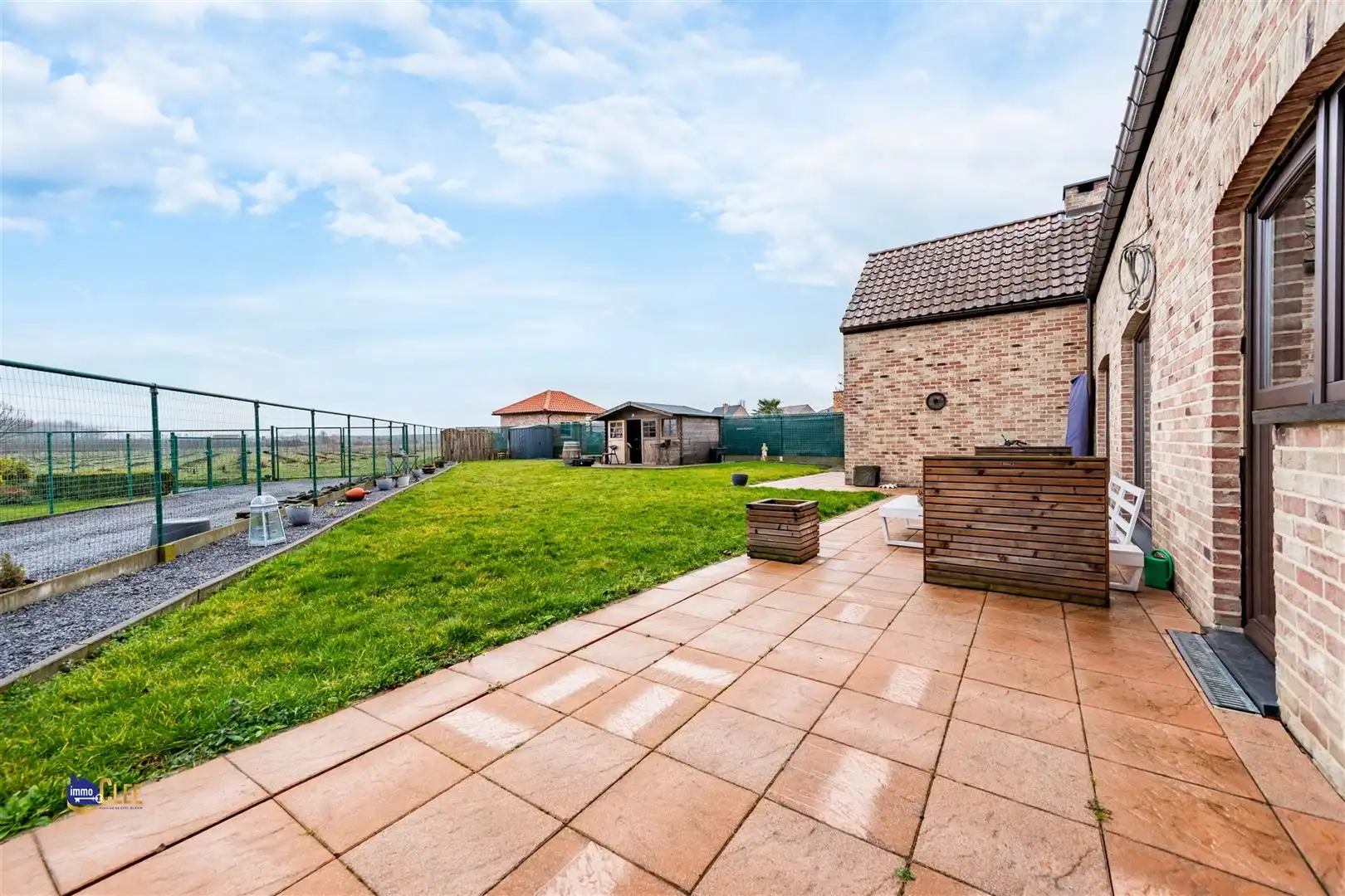 Landelijk villa met veel mogelijkheden in Zepperen foto 24