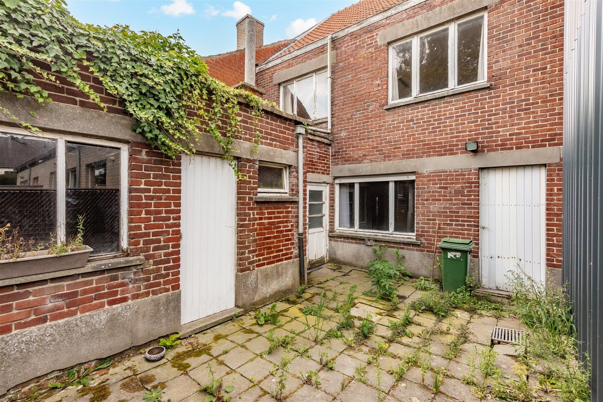 Volledig te renoveren woning met 3 slaapkamers in Wetteren foto 21