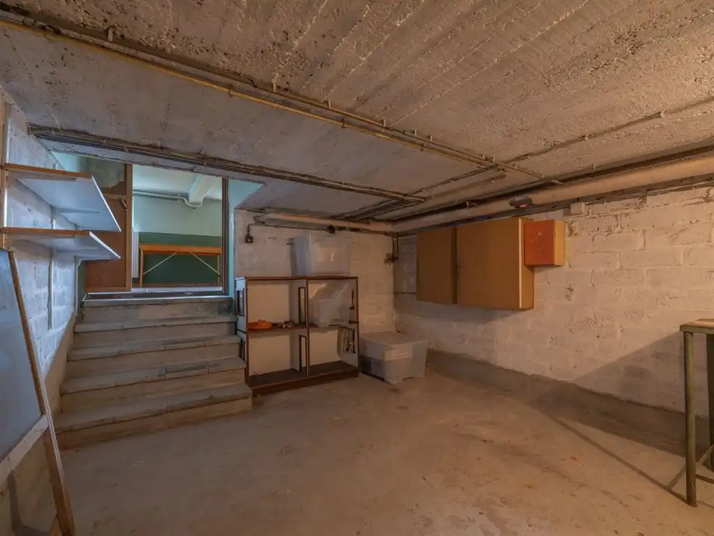 Goed onderhouden, op te frissen splitlevel woning foto 33