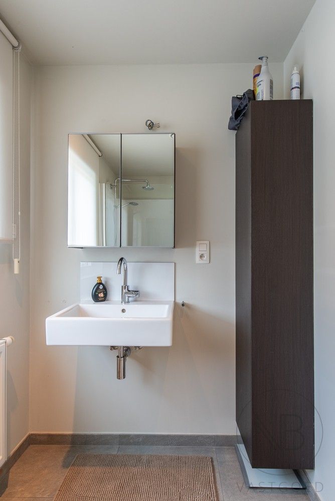 Instapklare woning met 3 slaapkamers en studio foto 17