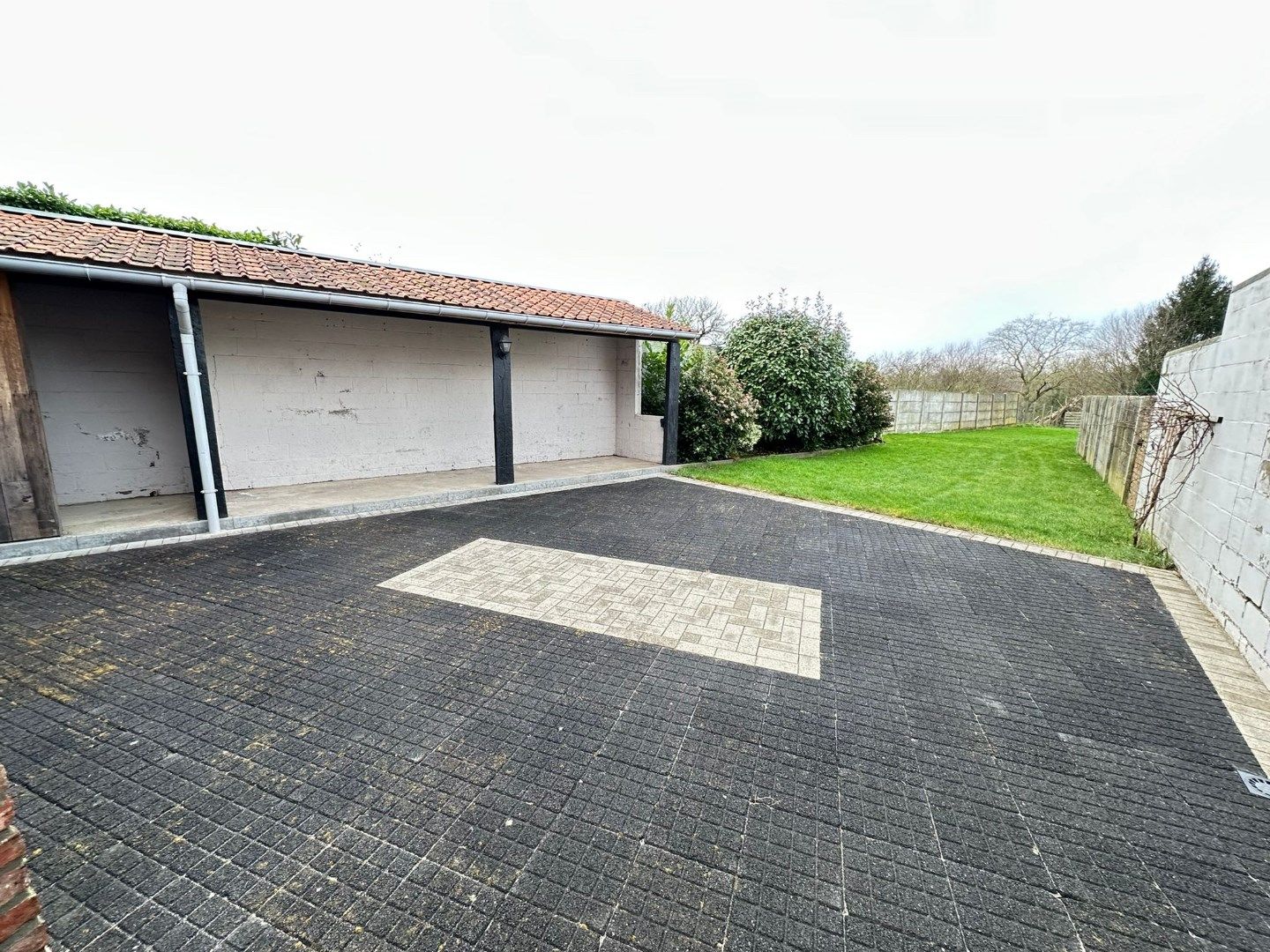 Gerenoveerde woning met tuin, terras, garage en 3 slaapkamers in Tongeren foto 9