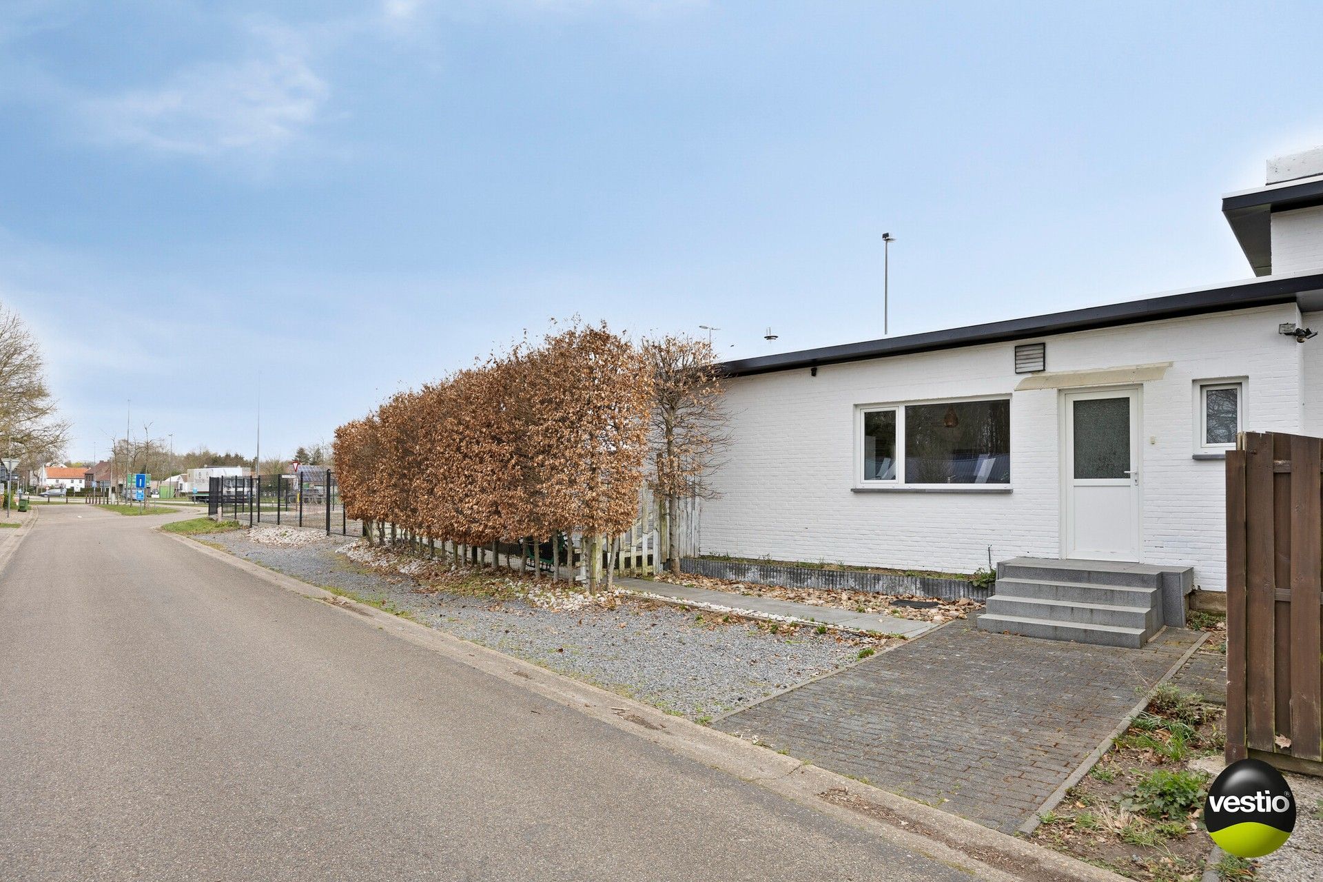 Instapklare, vrijstaande splitlevel-woning met 4 slaapkamers en praktijkruimte op de grens tussen Zutendaal en Lanaken foto 18