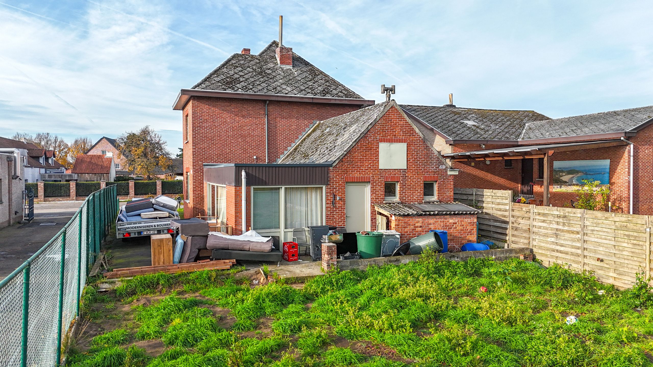 Te vernieuwen woning met 11a 87ca grond in Heusden-Zolder! foto 10