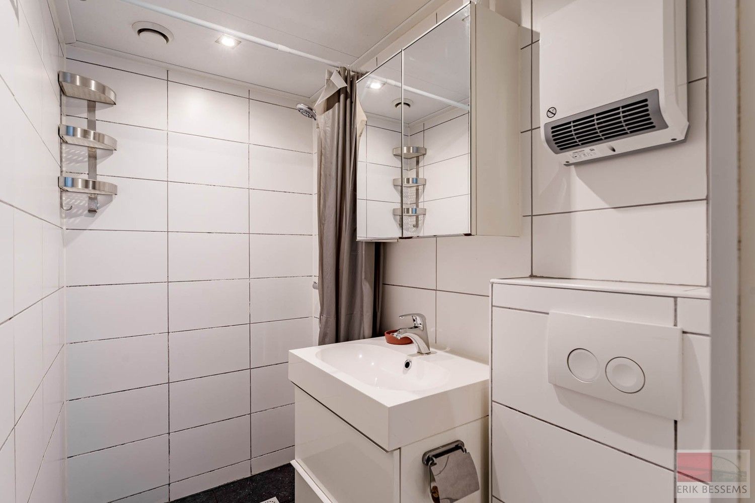Ontsnap aan de drukte en geniet van deze charmante vakantiewoning foto 11