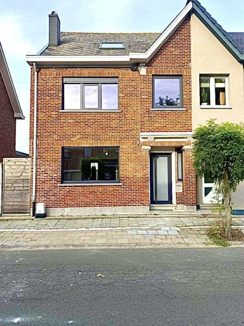 ()=>{if(producerUpdateValueVersion(node),producerAccessed(node),node.value===ERRORED)throw node.error;return node.value} Galgenbergstraat 14 - - 9290 Berlare