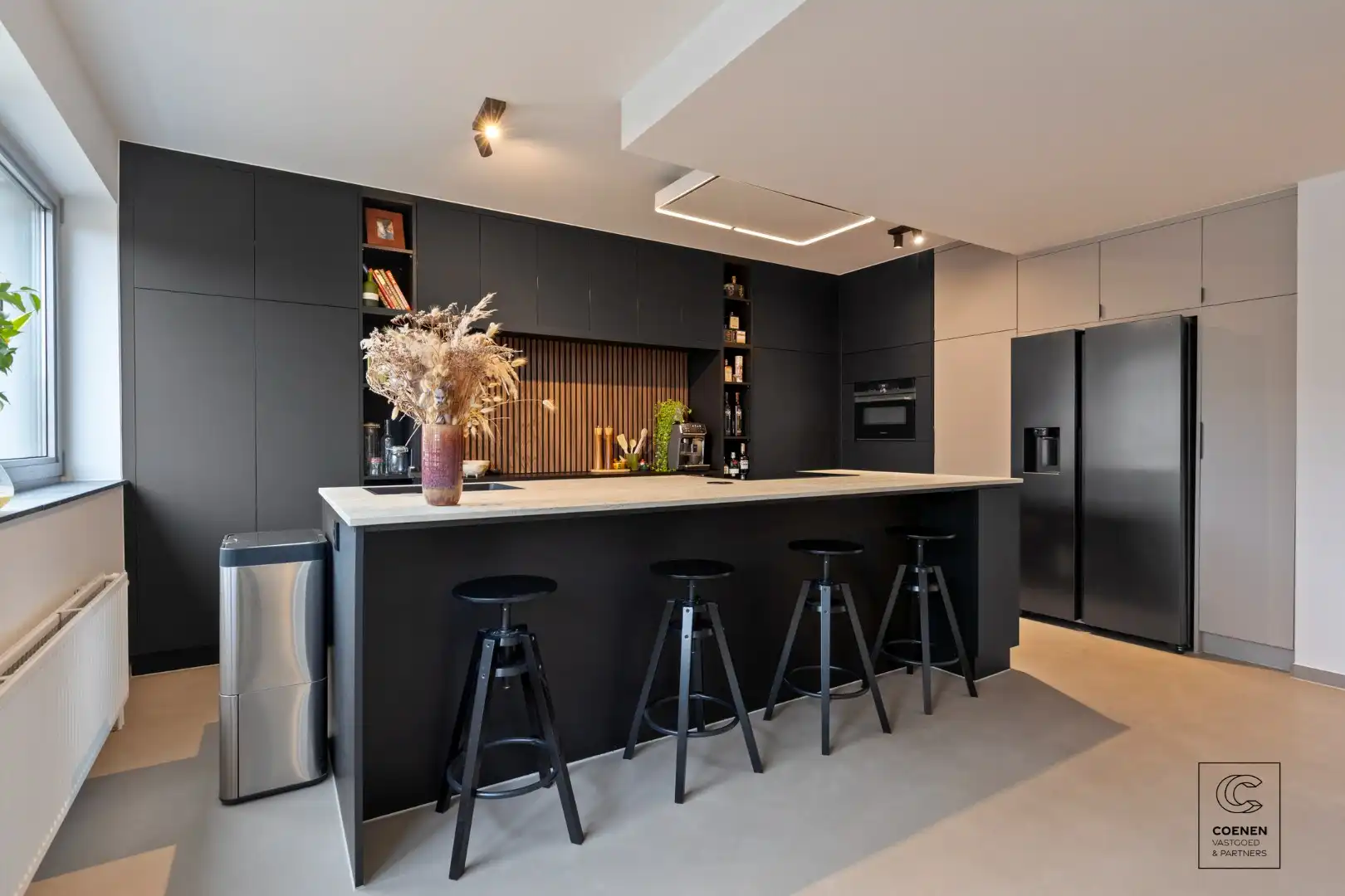 Hoogwaardig gerenoveerd duplex appartement van 174 m² op TOPlocatie op 't Eilandje! foto 7