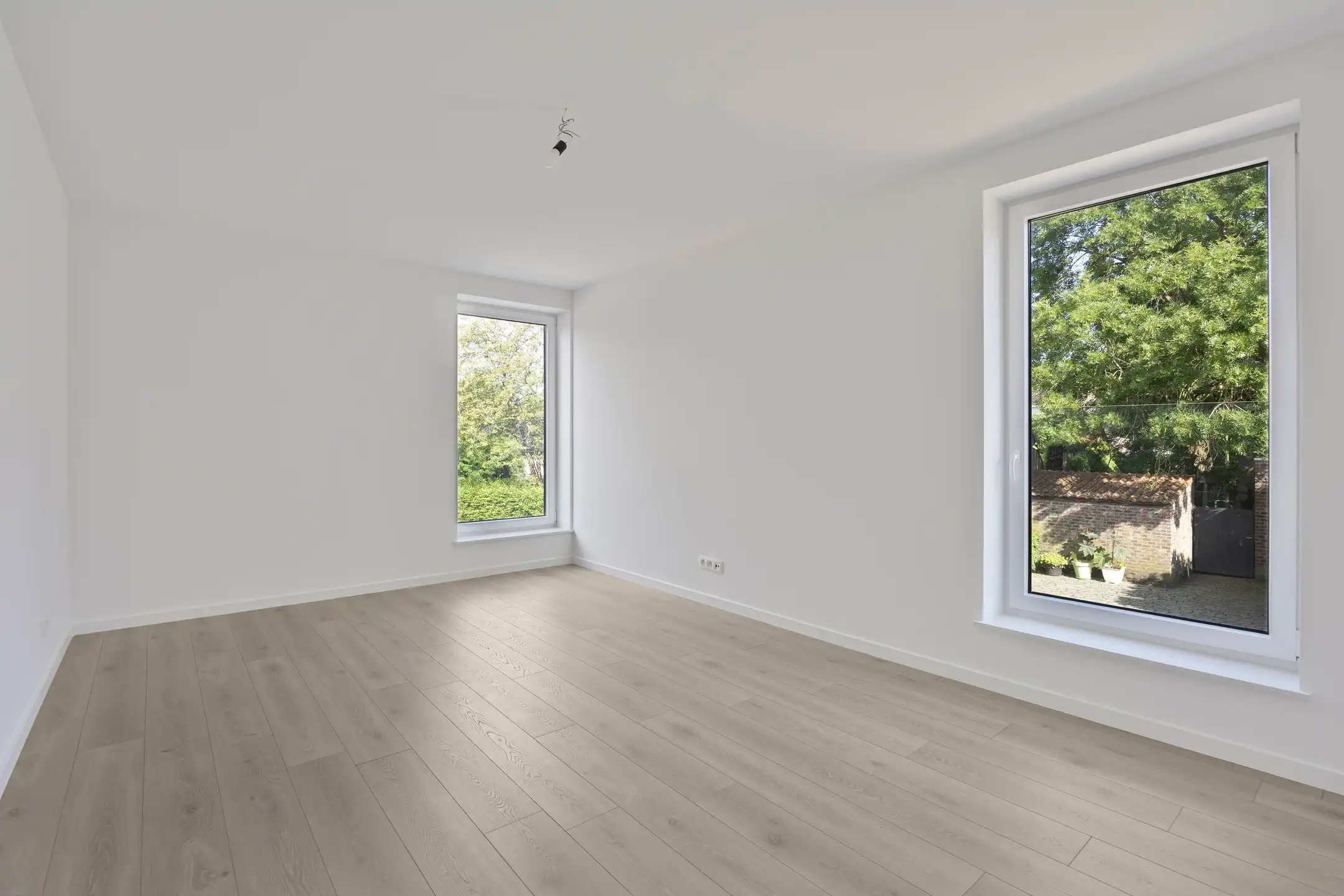 Nieuwbouwwoning met 6 slaapkamers & 3 badkamers (aan 6% btw) foto 15
