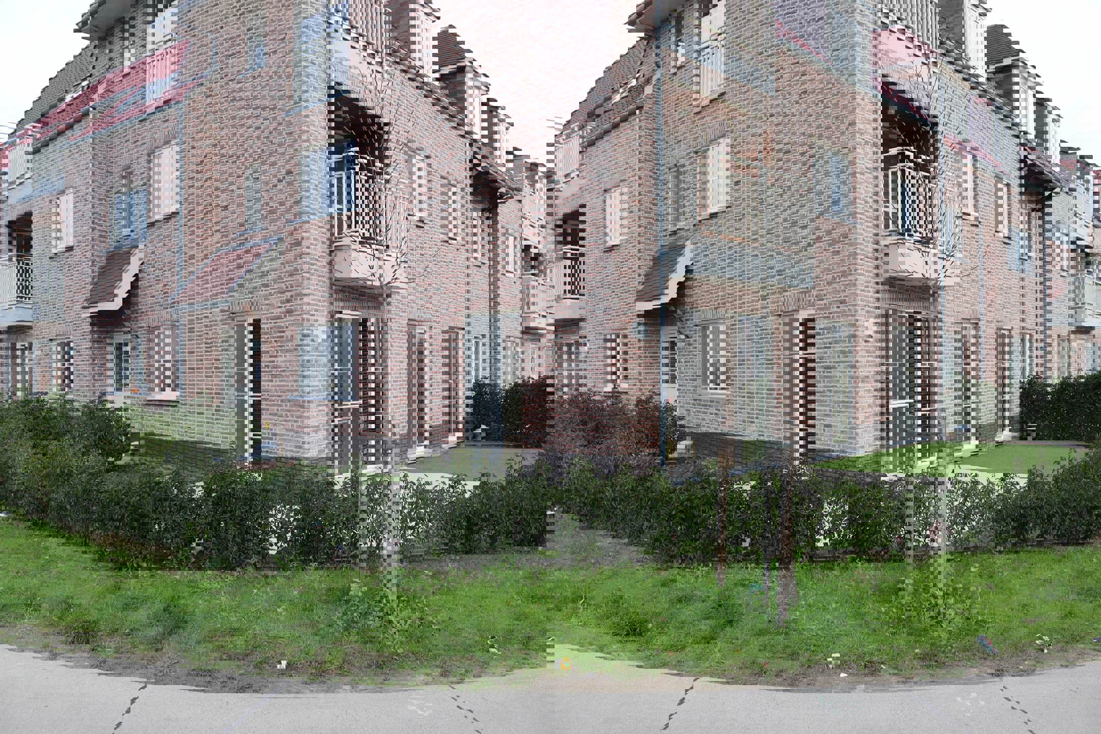 Serskamp - Gelijkvloers appartement met autostaanplaats foto 2