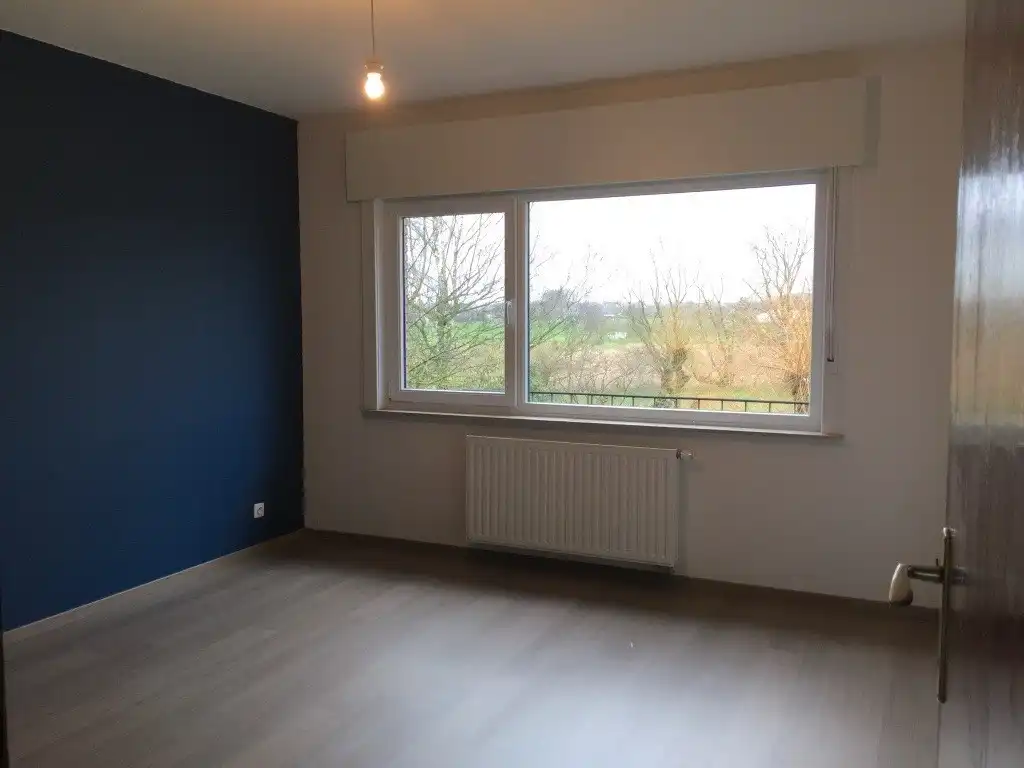 Appartement 2 slpk INCLUSIEF garage en berging - vlak bij het station van Merchtem foto 9