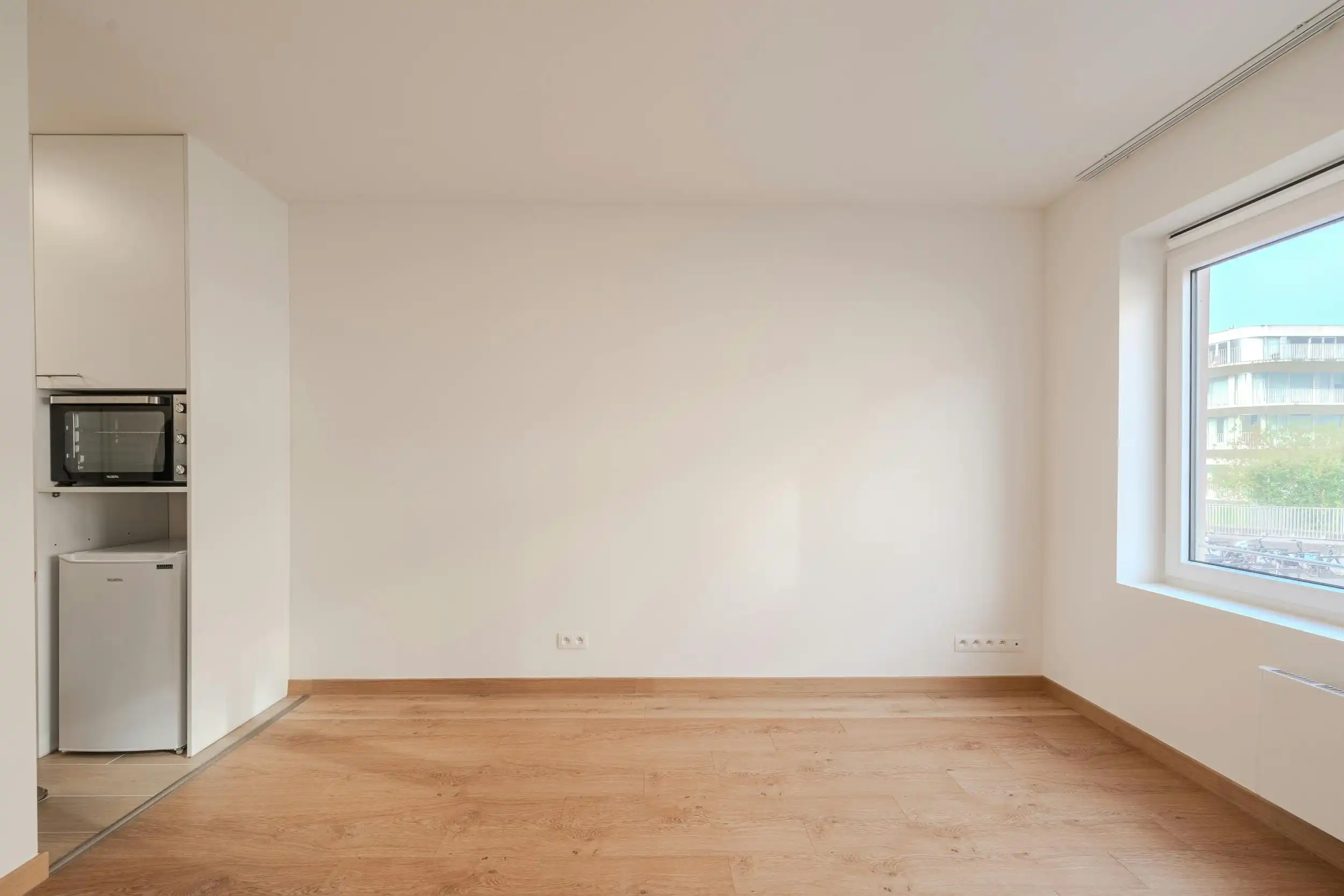 Gerenoveerde studio te koop te Oostende foto 4