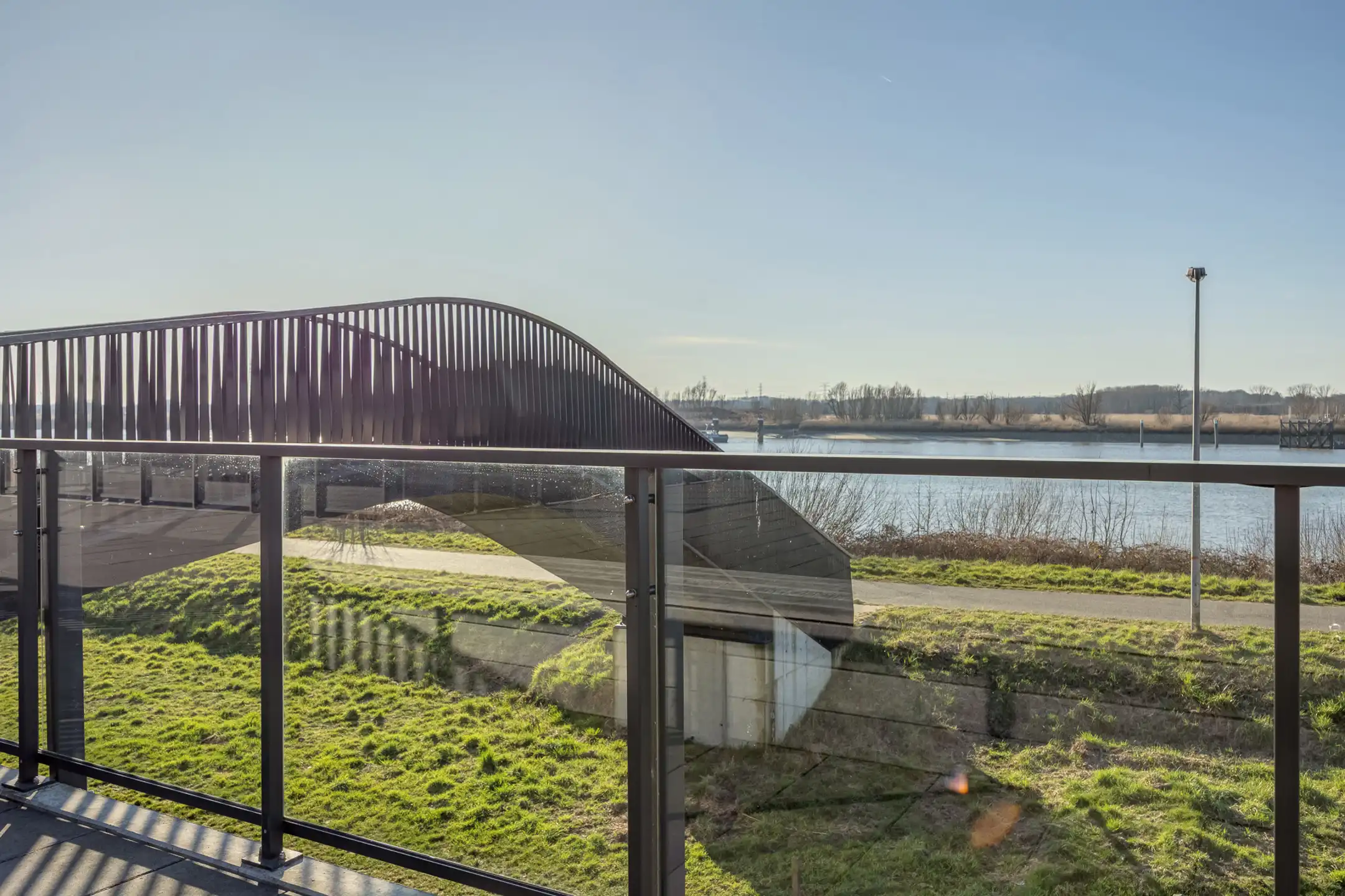 Appartement met 2 slaapkamers + autostaanplaats + ruim terras met een fantastisch panorama foto 26